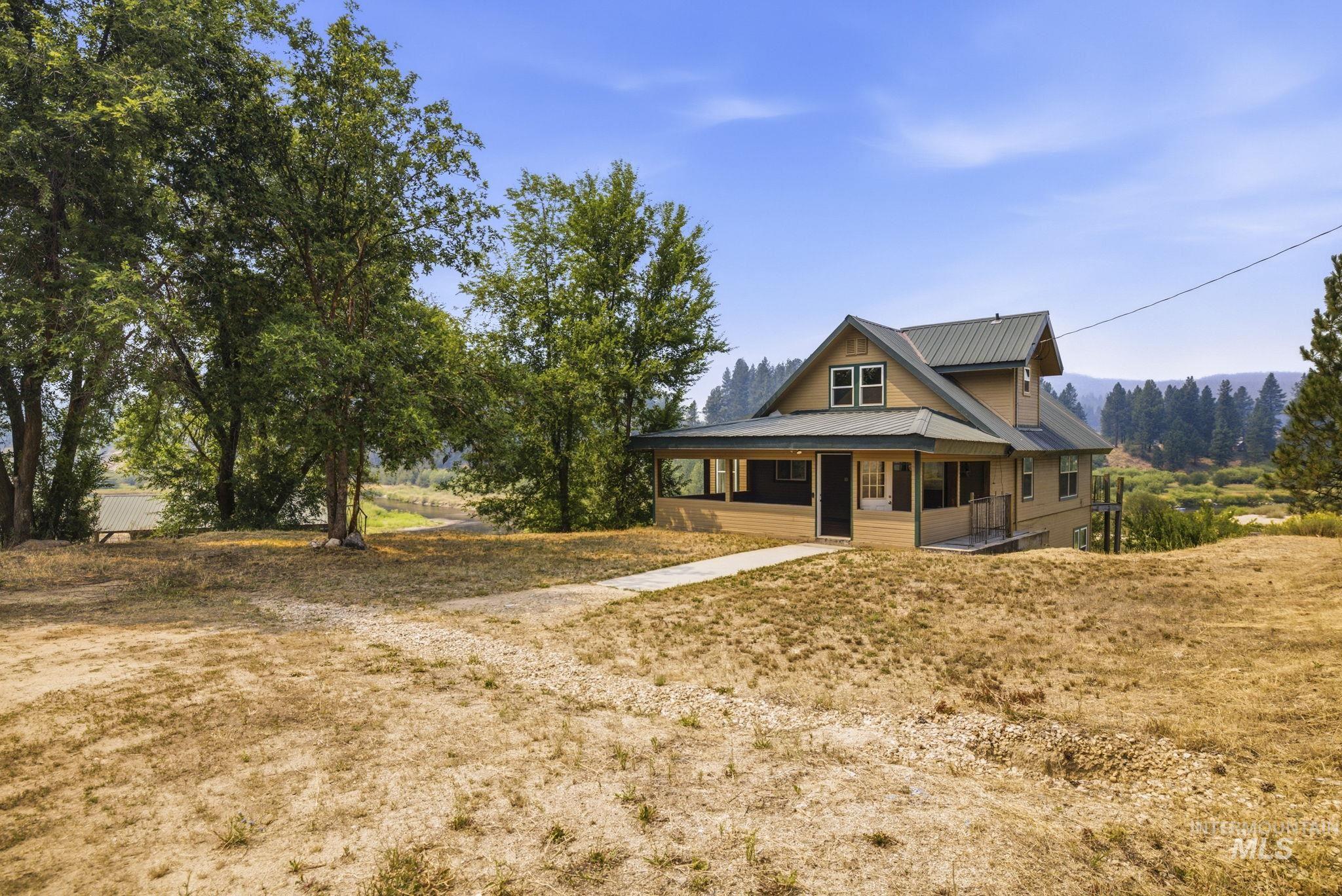 93 Windy River Rd Property Photo 1