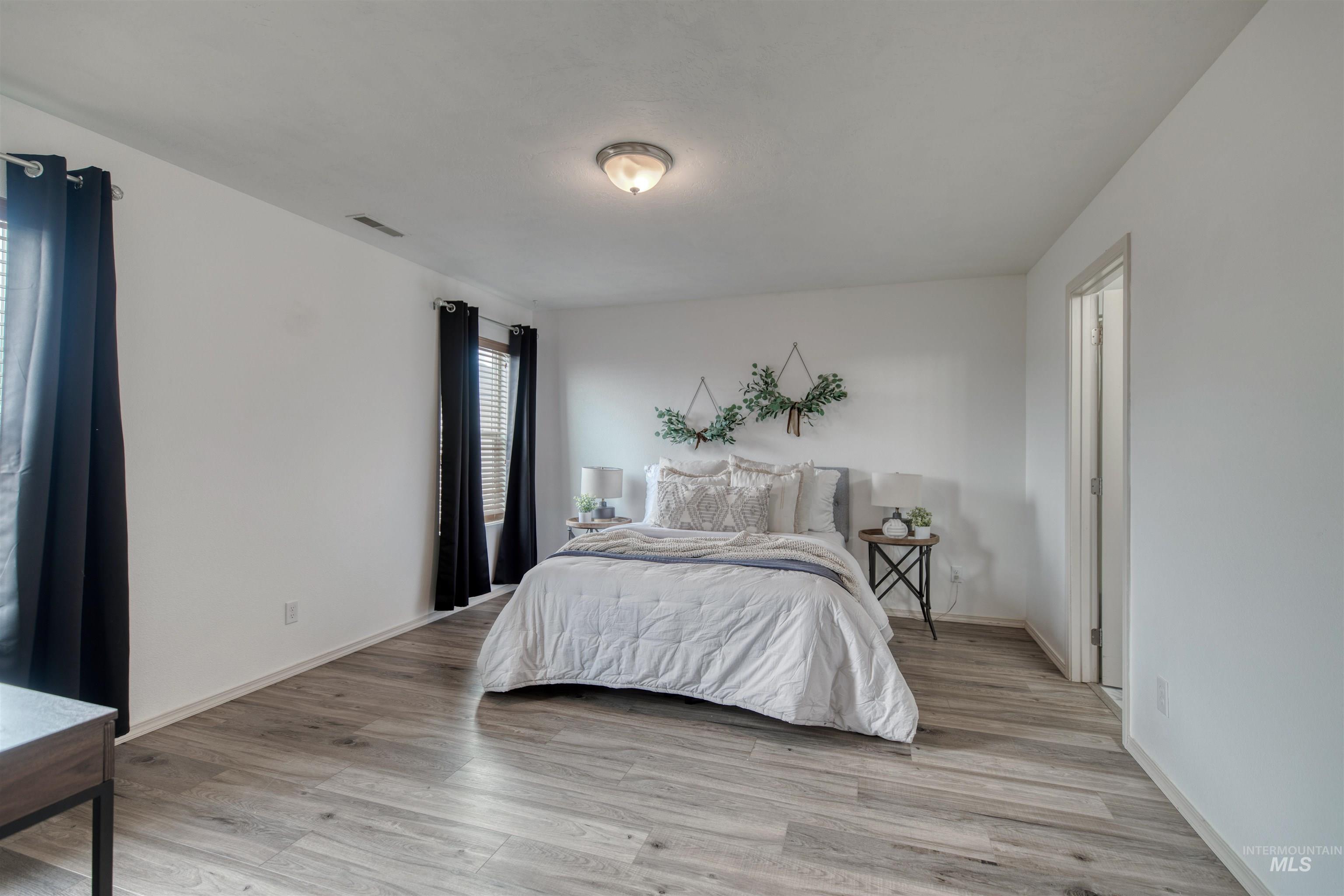 16309 Manatee Ave Property Photo 21
