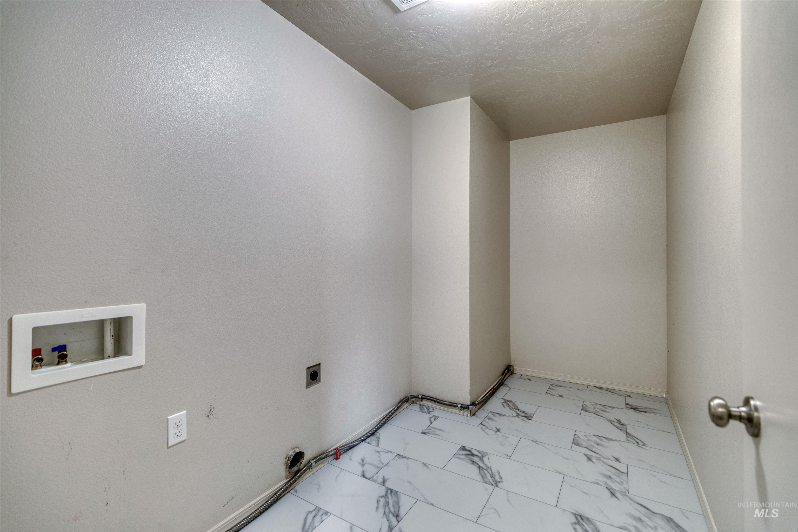 16309 Manatee Ave Property Photo 34