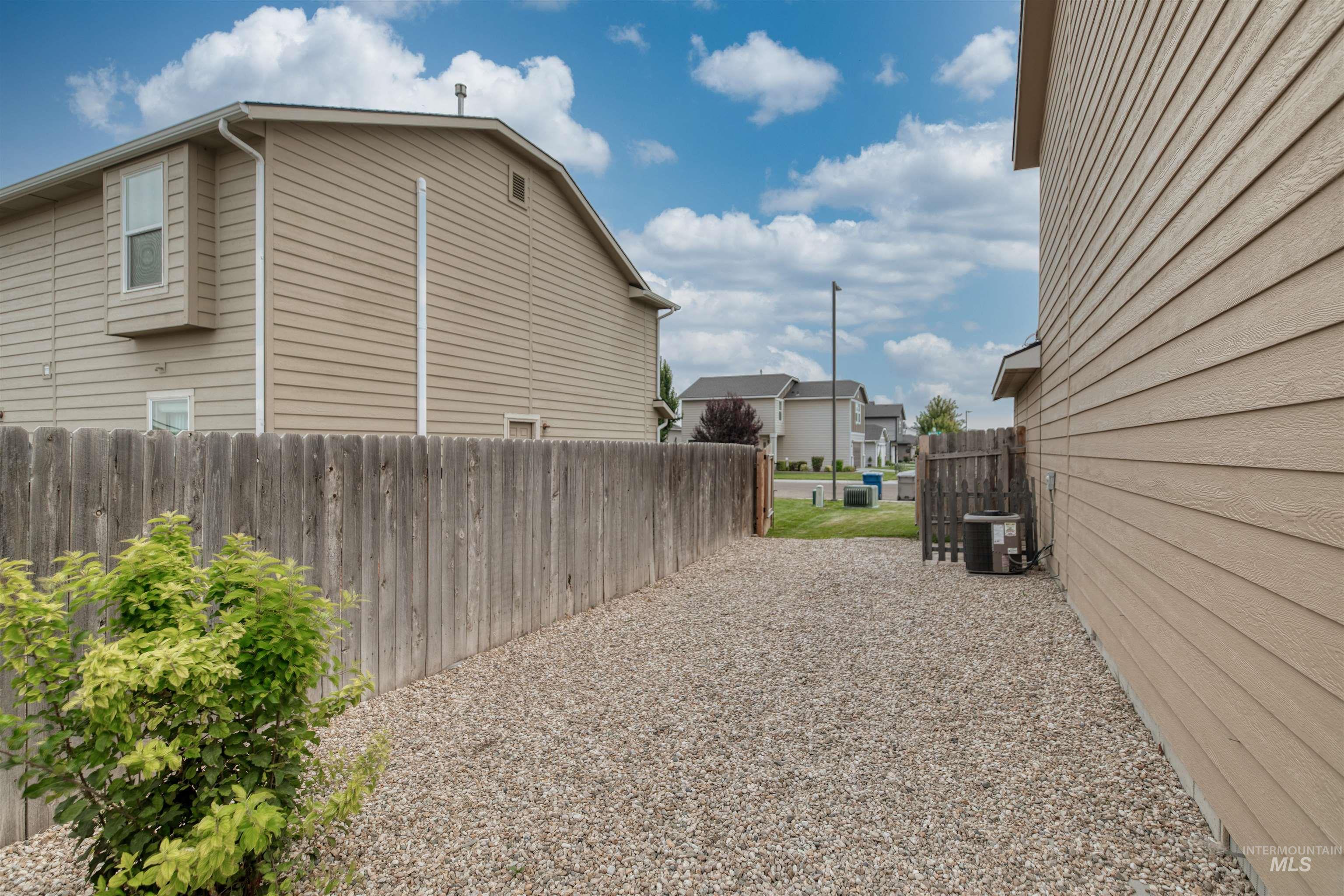 16309 Manatee Ave Property Photo 46