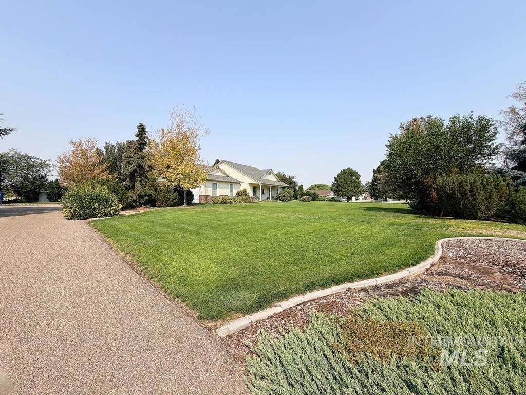 5875 Diamond Ridge Way Property Photo 5