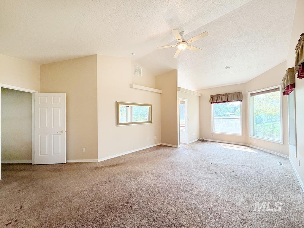 5875 Diamond Ridge Way Property Photo 21
