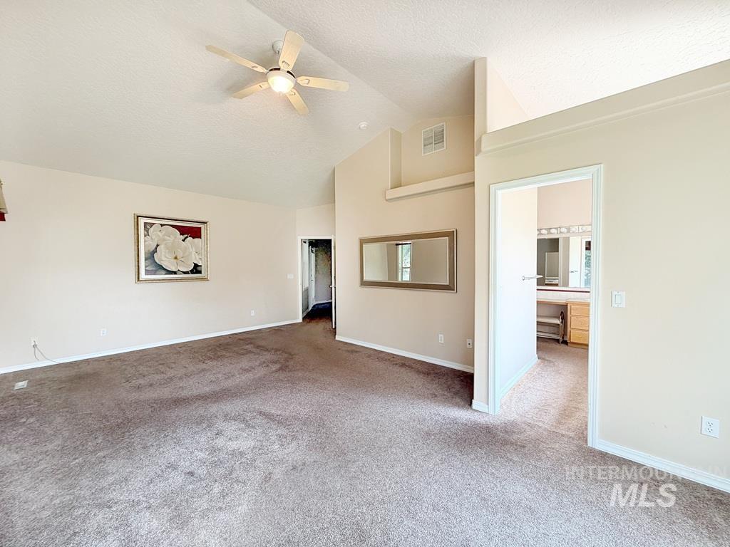 5875 Diamond Ridge Way Property Photo 22