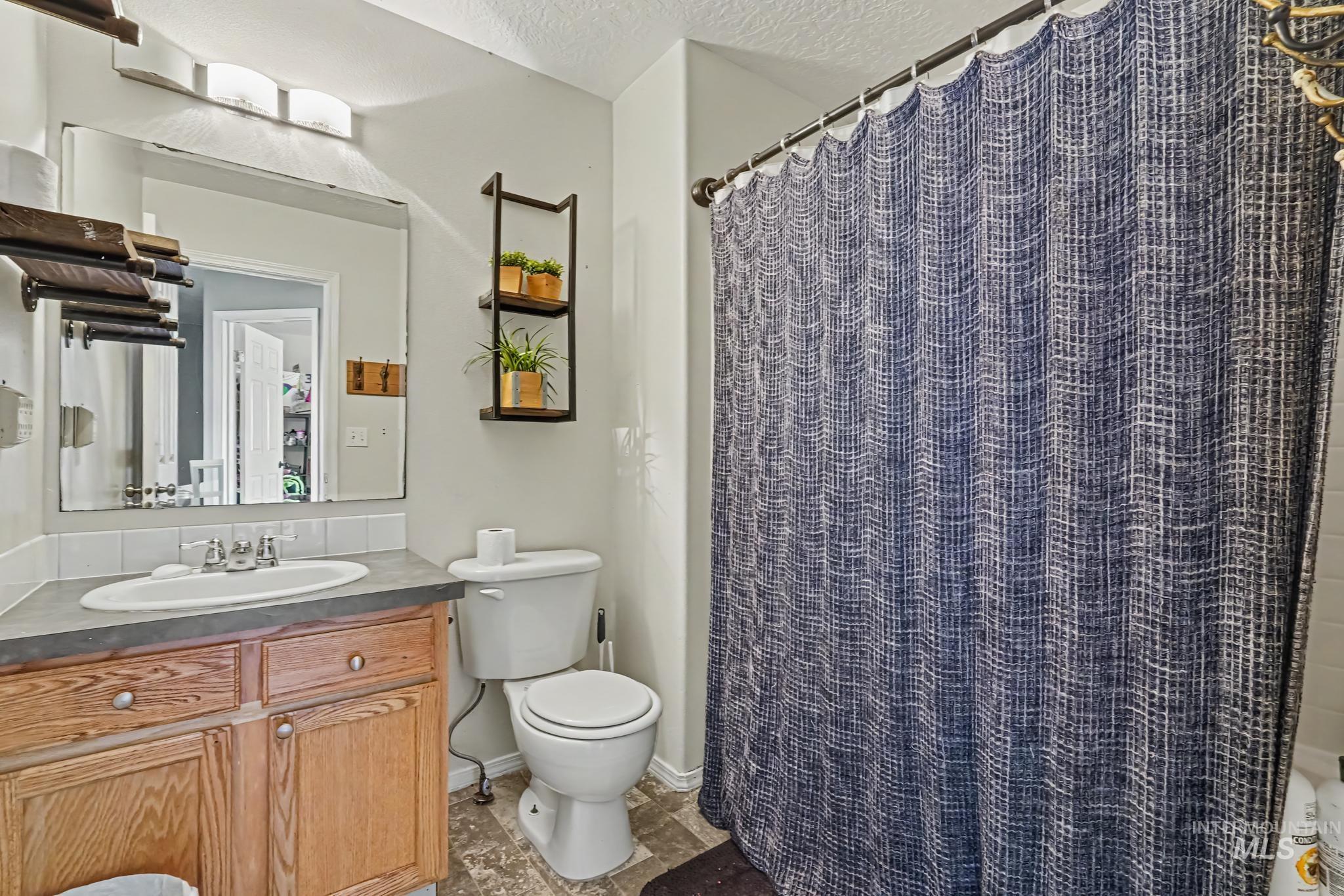 20164 Colebrook Ave Property Photo 15