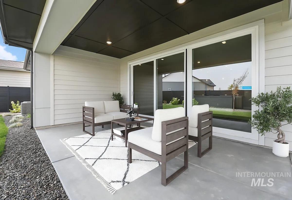 5844 W Oxton St Property Photo 20
