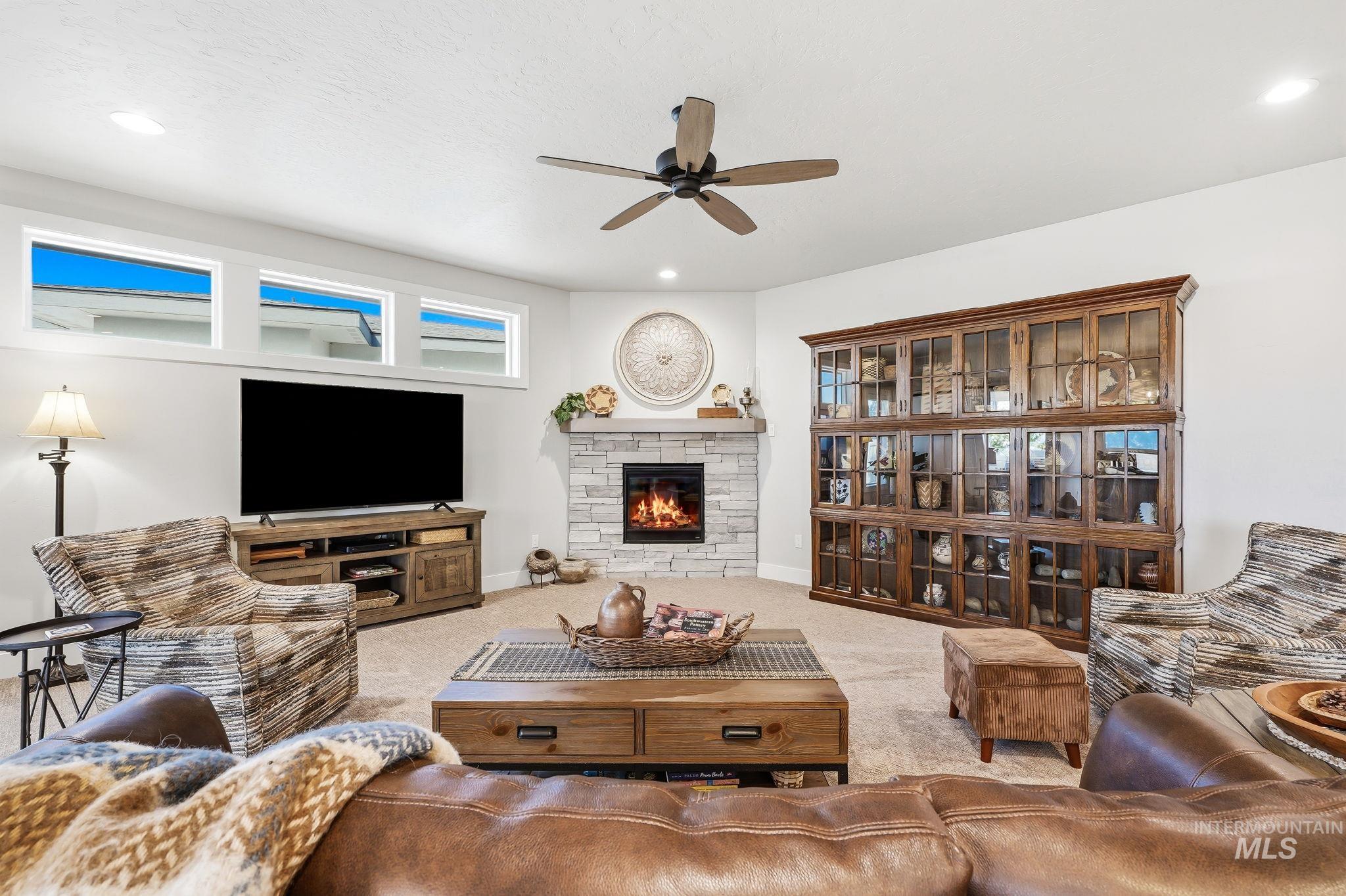 5553 S Snowshoe Place Property Photo 10