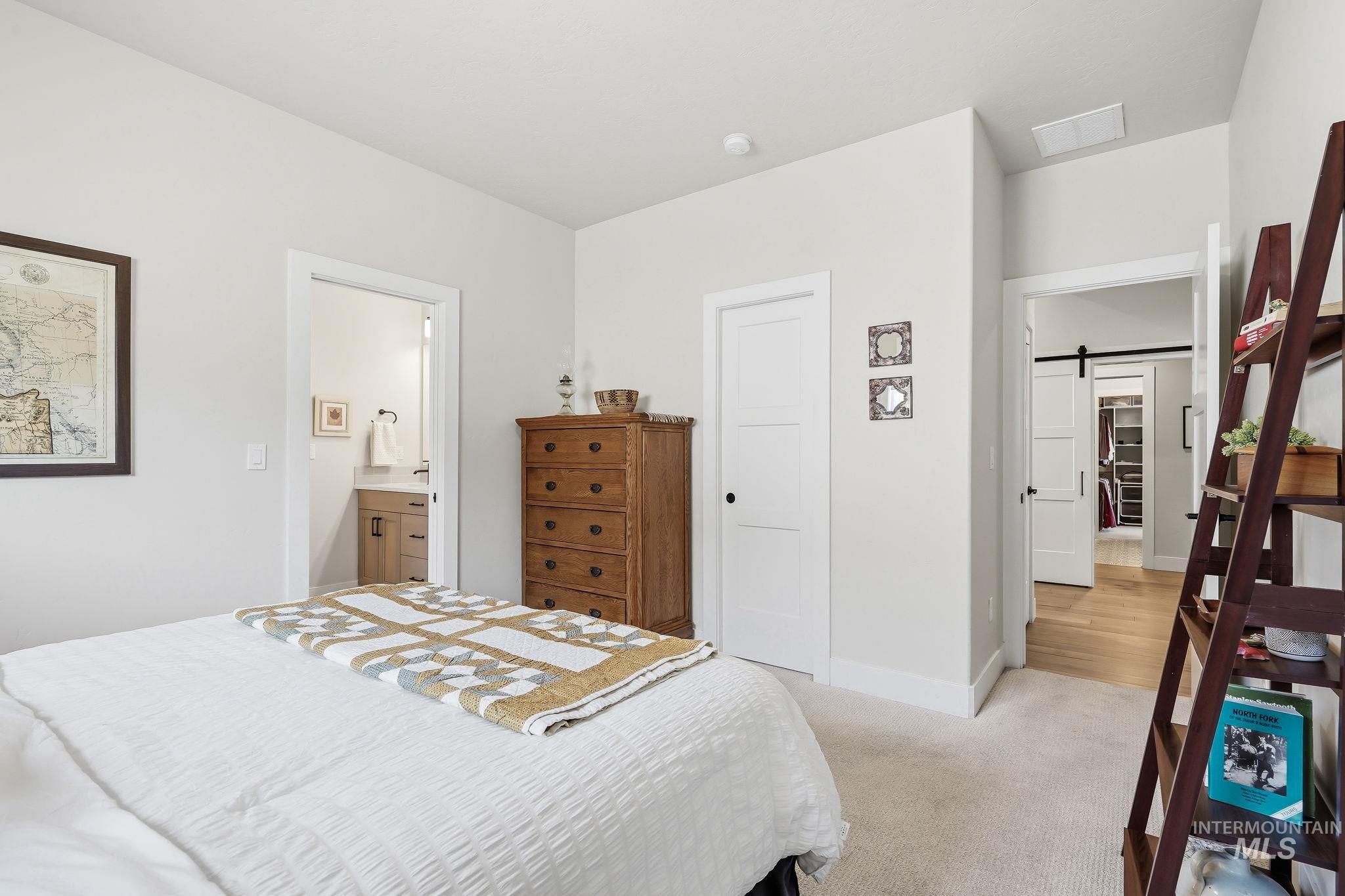 5553 S Snowshoe Place Property Photo 19
