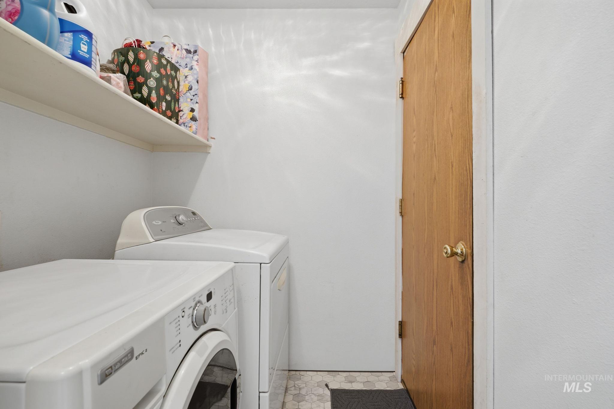 607 Laster St. Property Photo 28