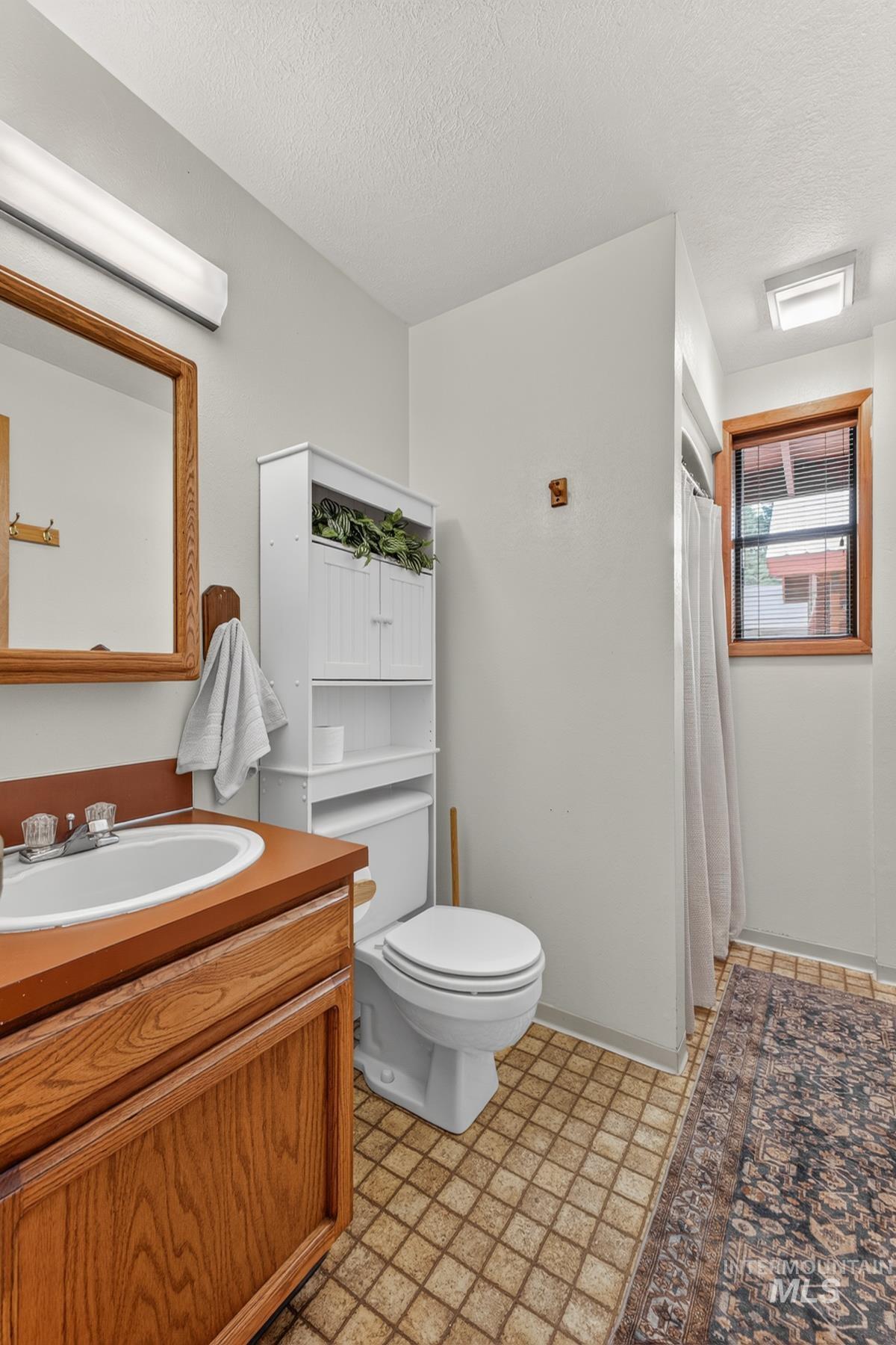 1050 Shady Lane Property Photo 37