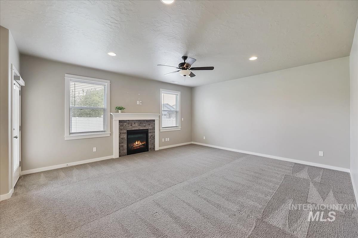 652 S Lancaster Drive Property Photo 12