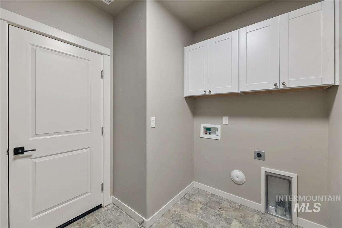 652 S Lancaster Drive Property Photo 13