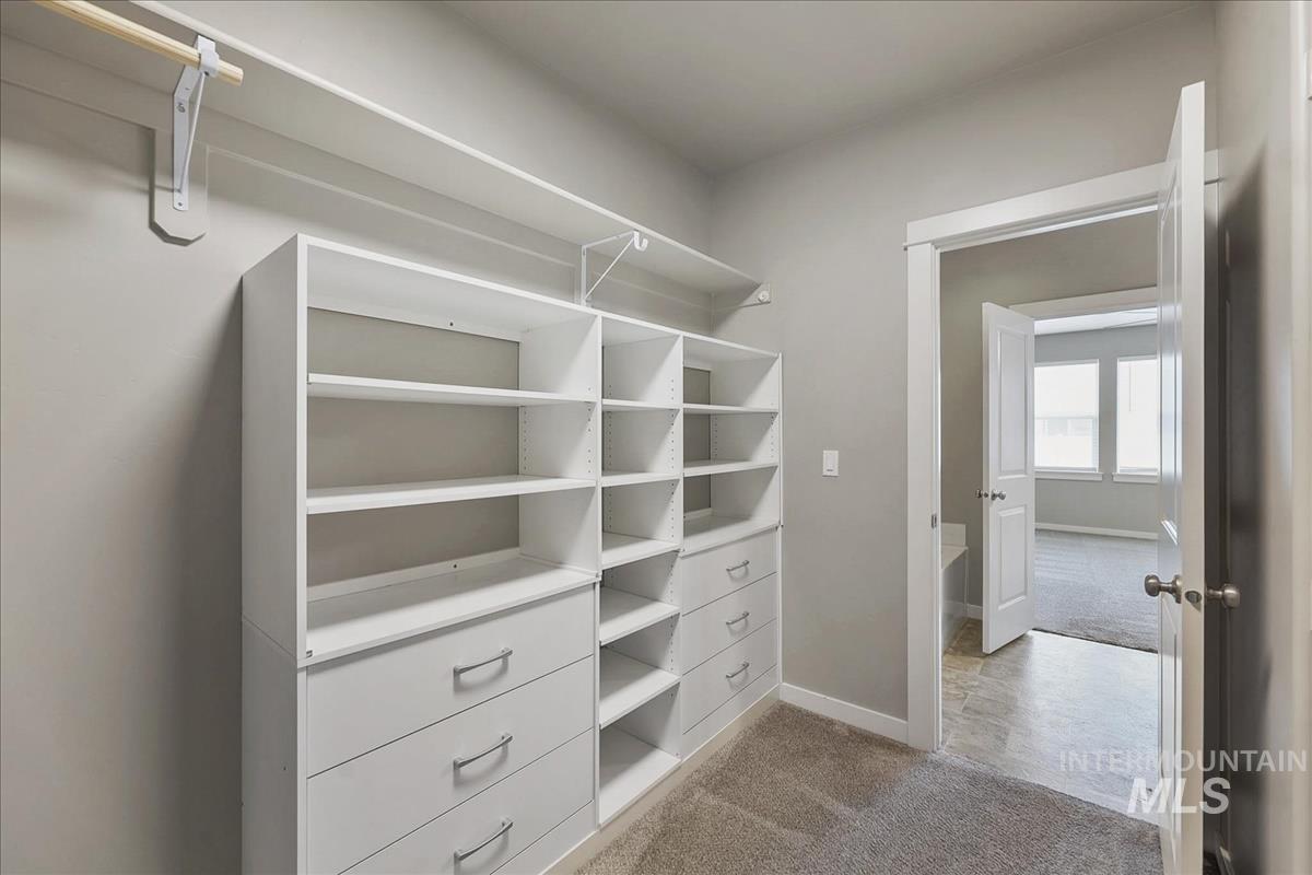 652 S Lancaster Drive Property Photo 21