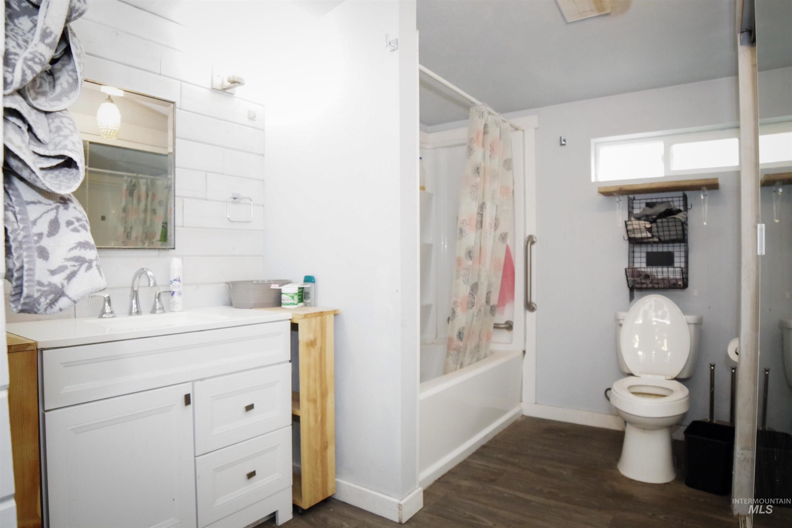125 S 5th Street Property Photo 4