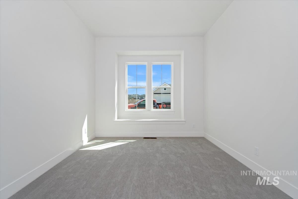6983 W Tolland St. Property Photo 27