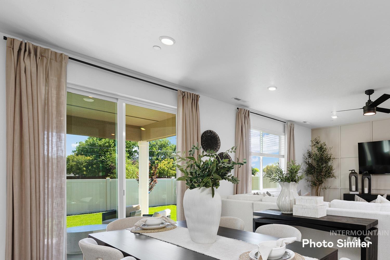 2622 Fall Line St Property Photo 9