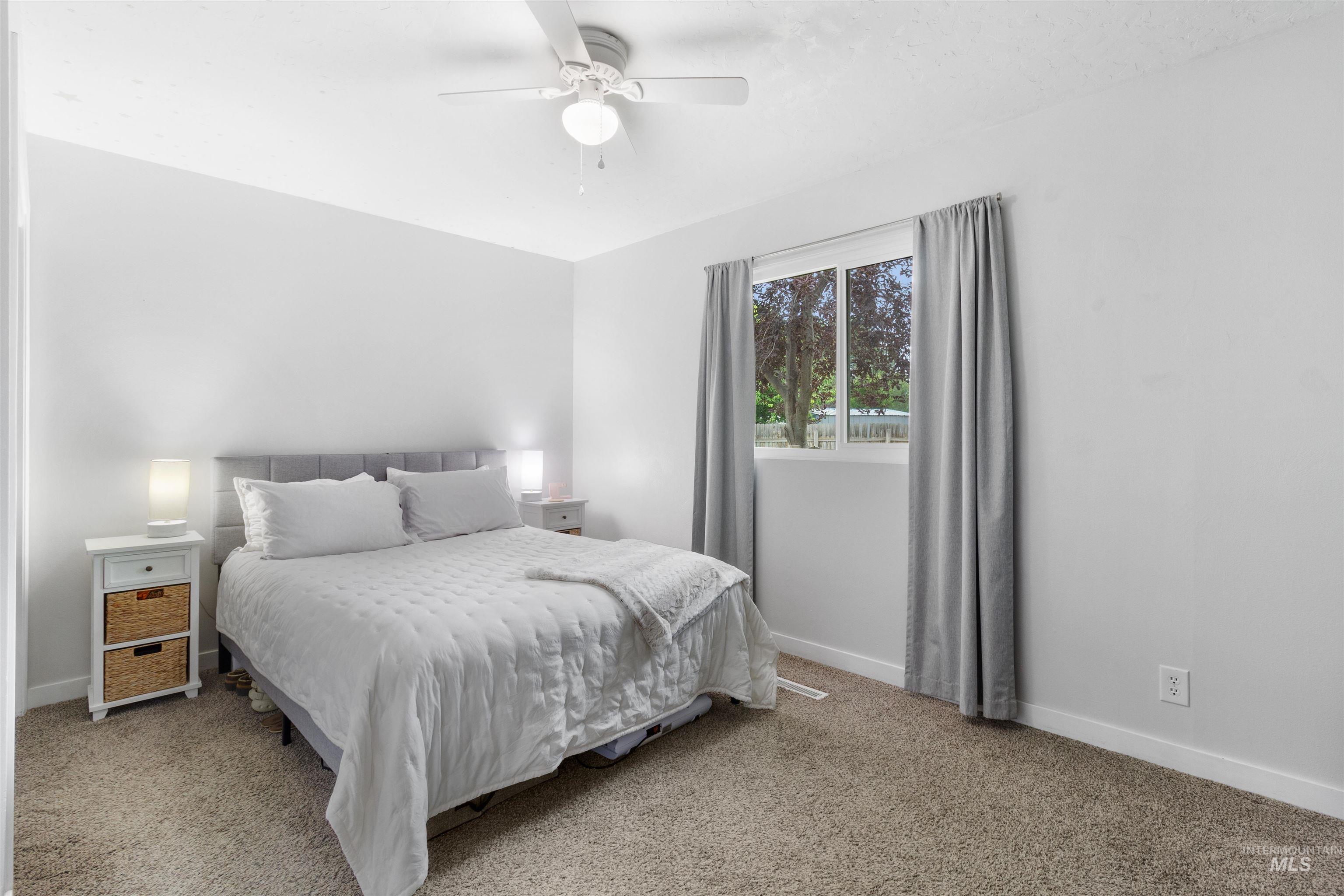 107 Birchwood Cir N. Property Photo 13