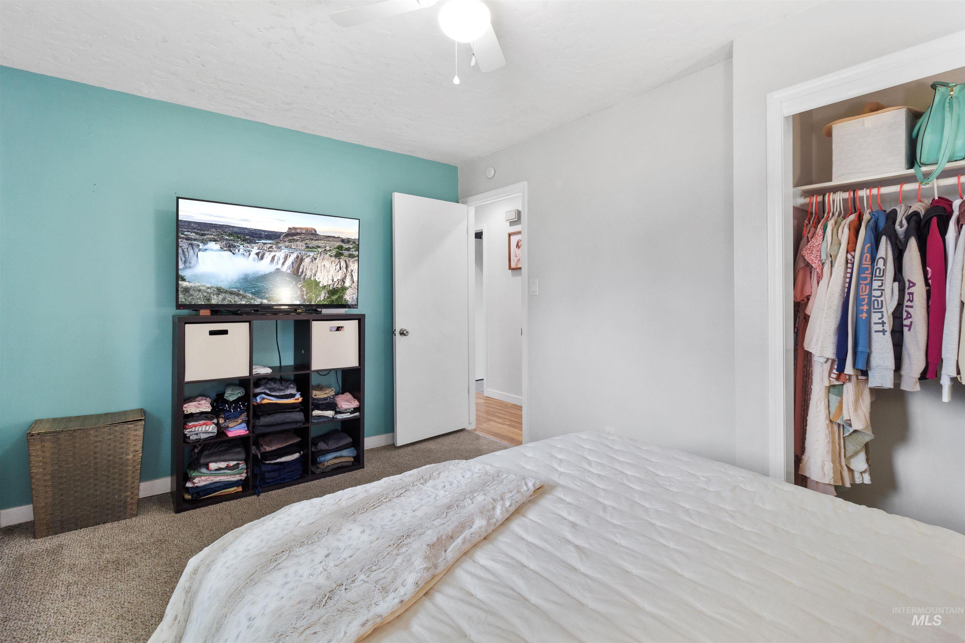 107 Birchwood Cir N. Property Photo 15