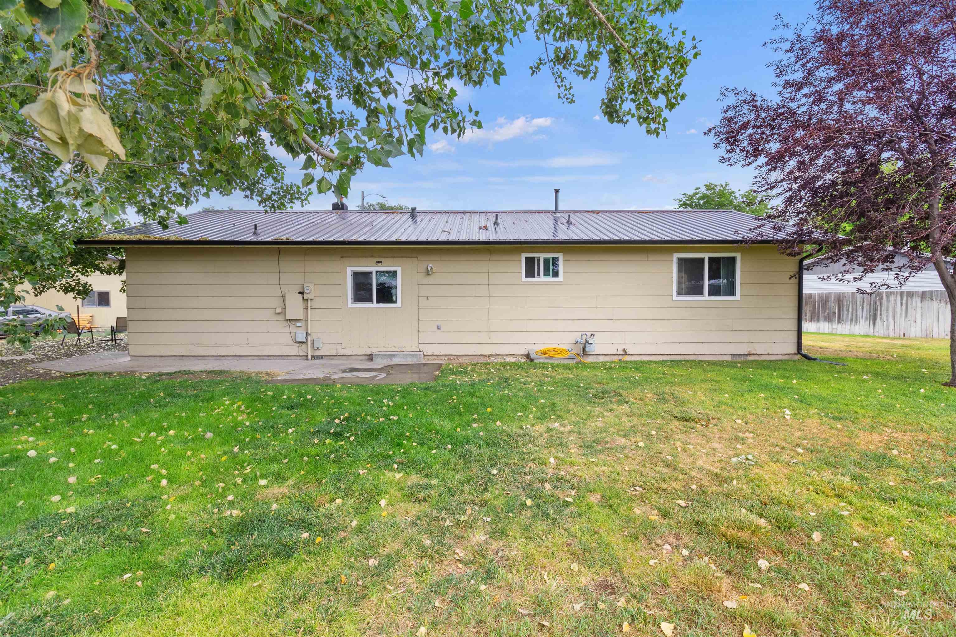 107 Birchwood Cir N. Property Photo 29