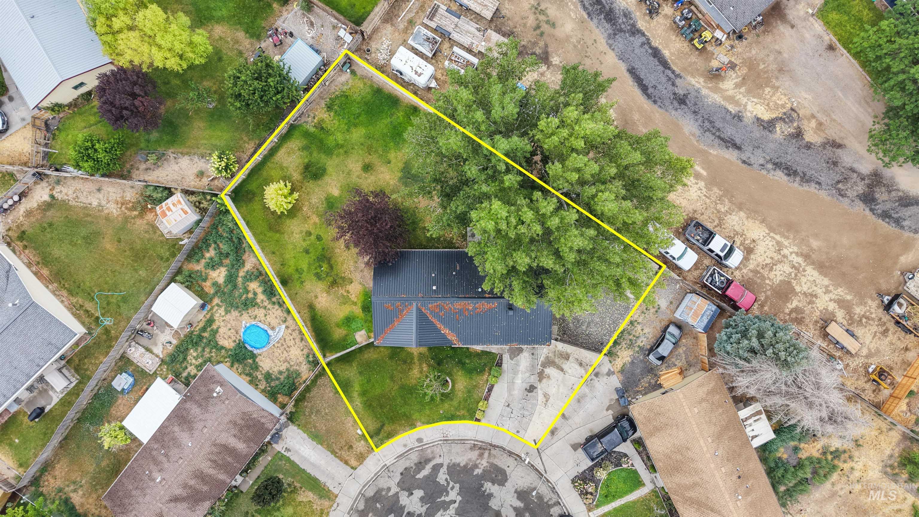 107 Birchwood Cir N. Property Photo 35