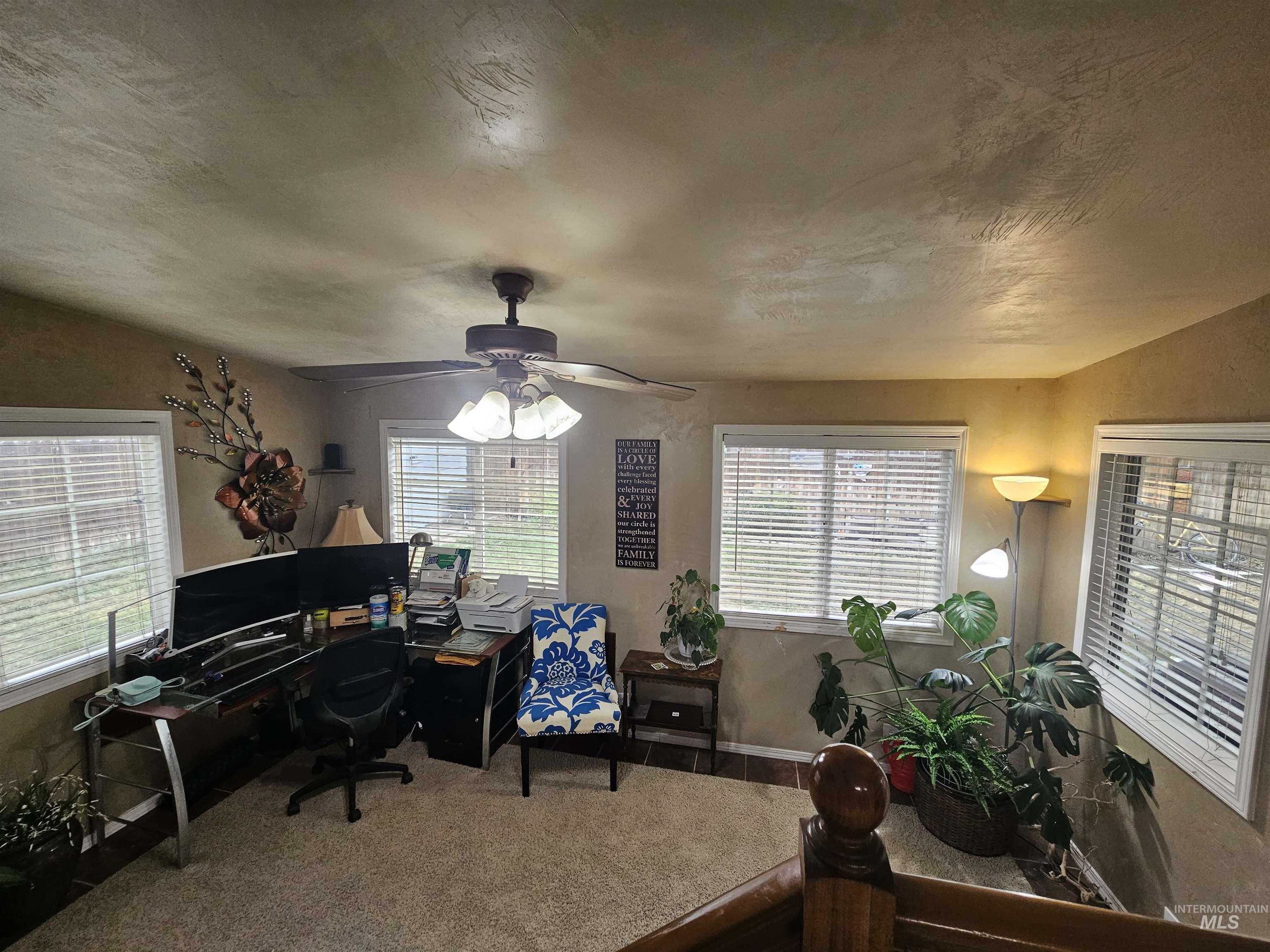 1640 Willow Lane Property Photo 14