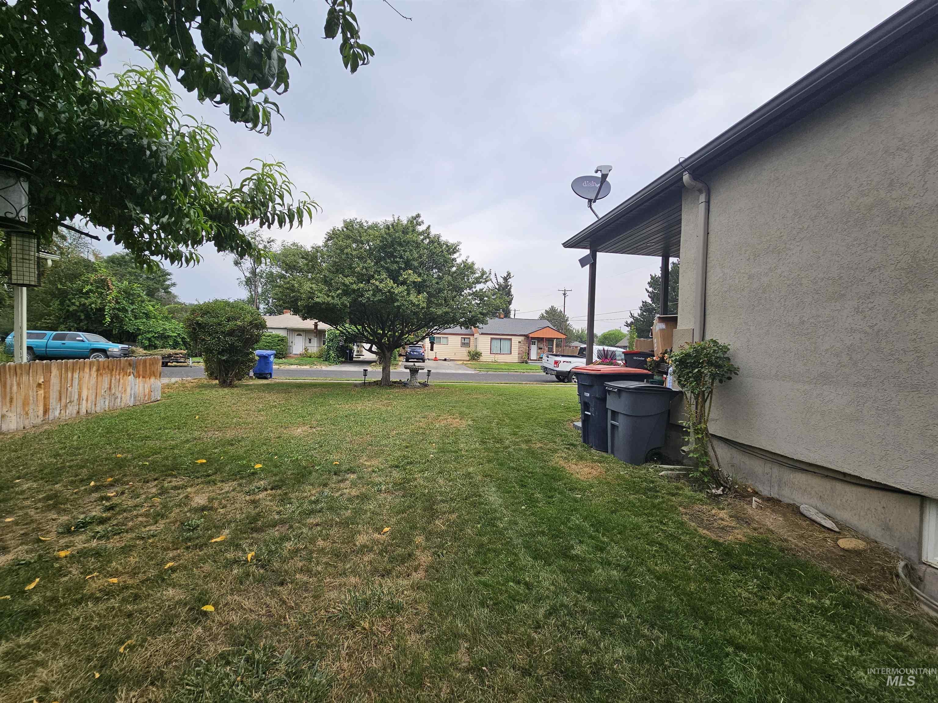 1640 Willow Lane Property Photo 24