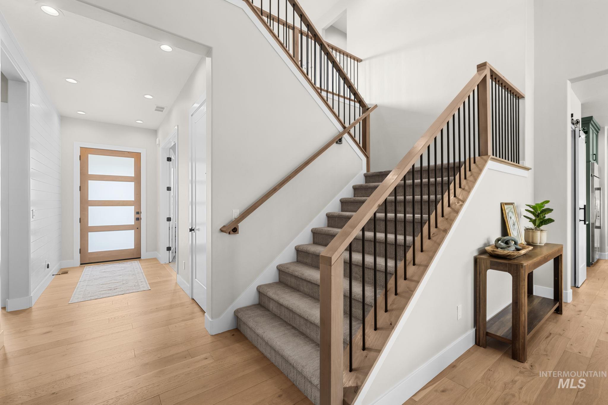 14717 N Power Way Property Photo 4
