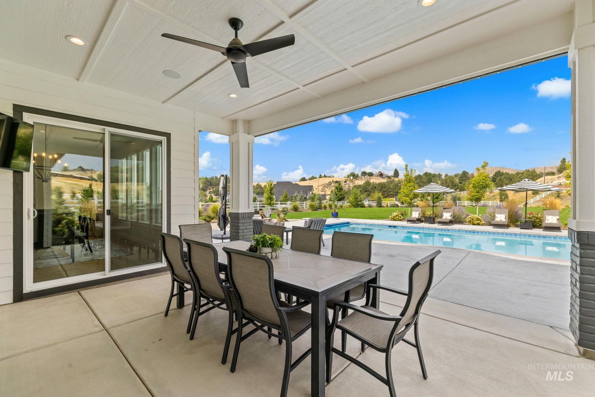 14717 N Power Way Property Photo 45