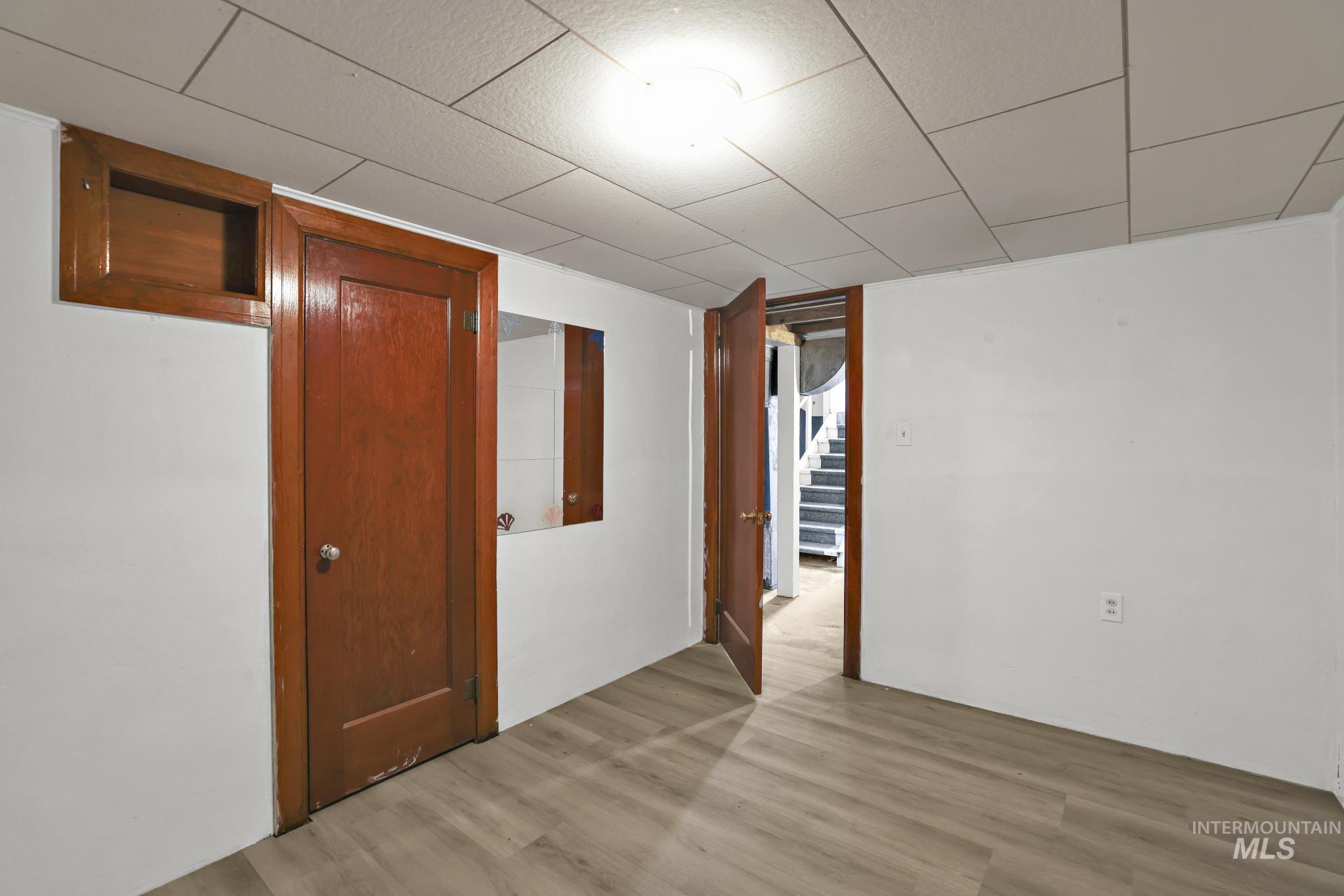356 E Avenue B Property Photo 32