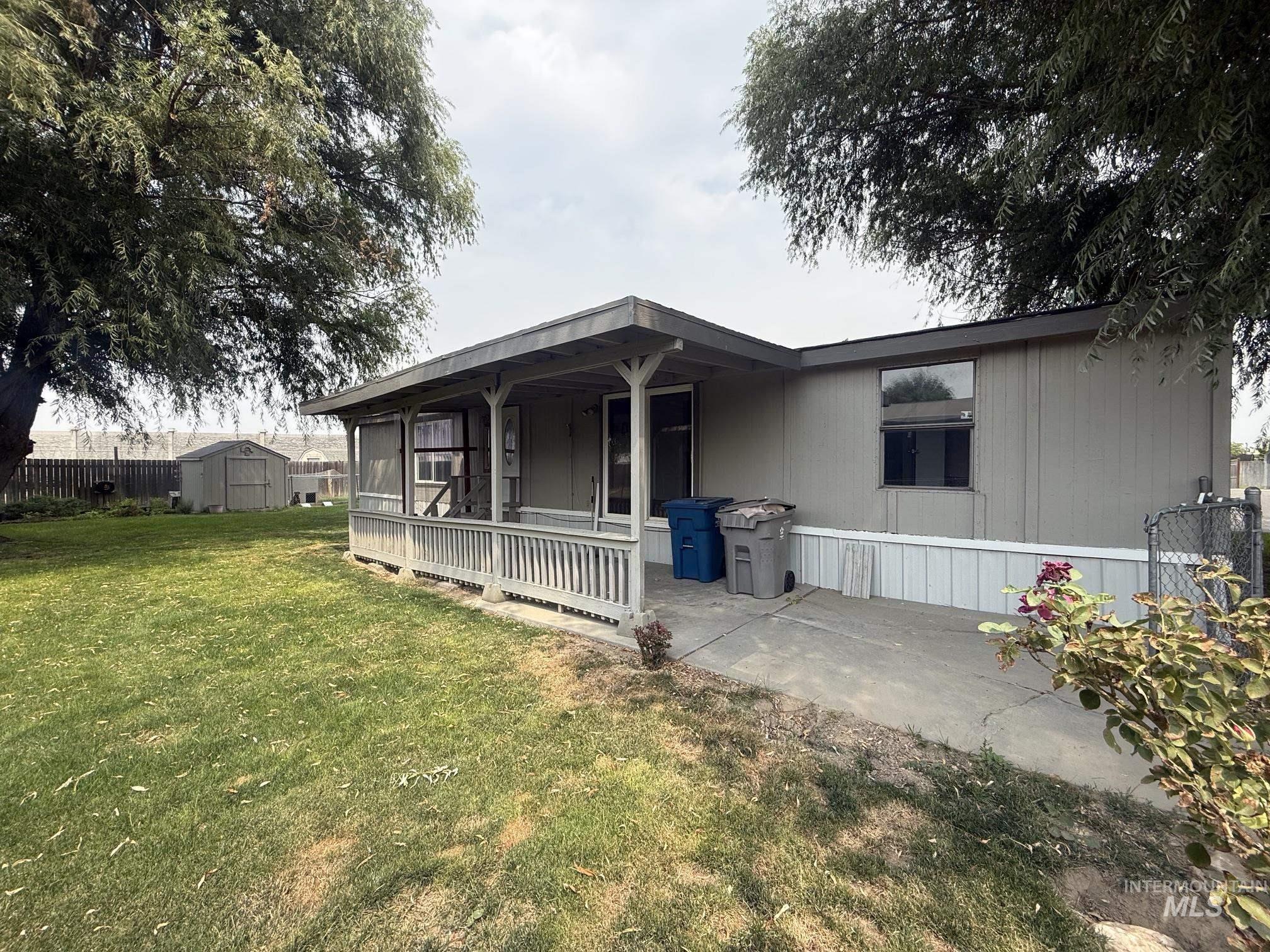 5015 E Ustick Rd Property Photo 2