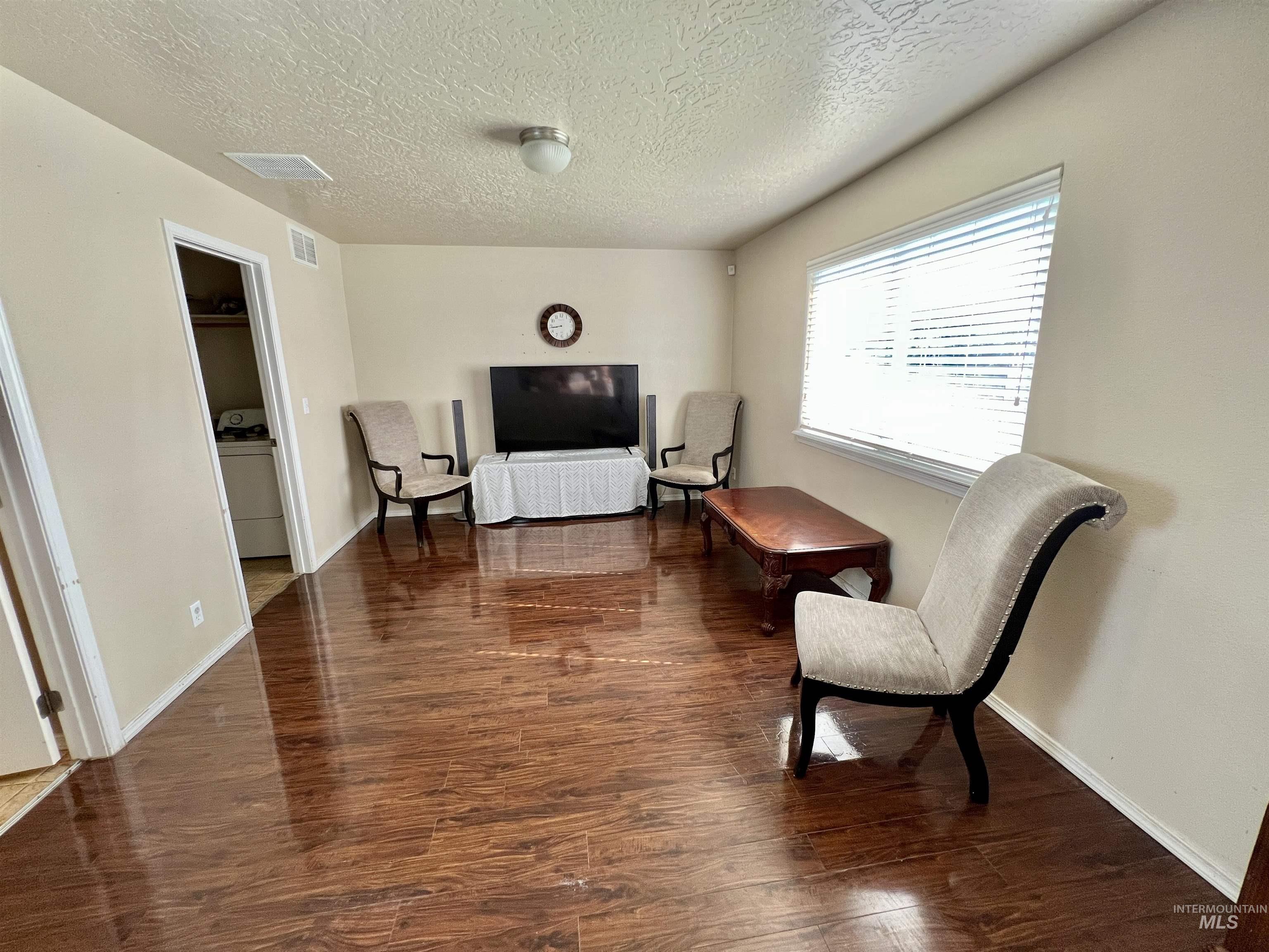 3428 S Rock Springs Property Photo 18