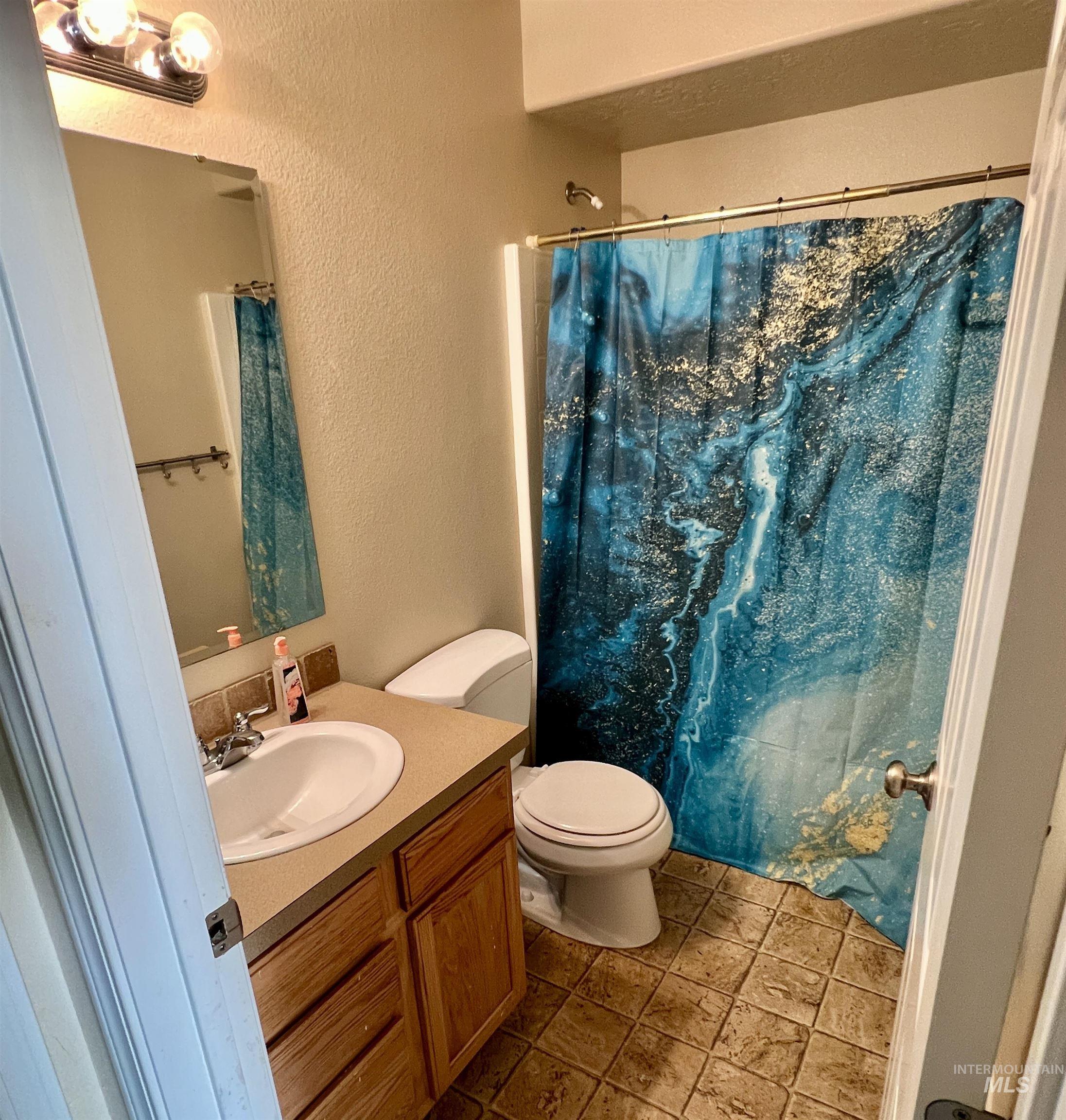 3428 S Rock Springs Property Photo 24