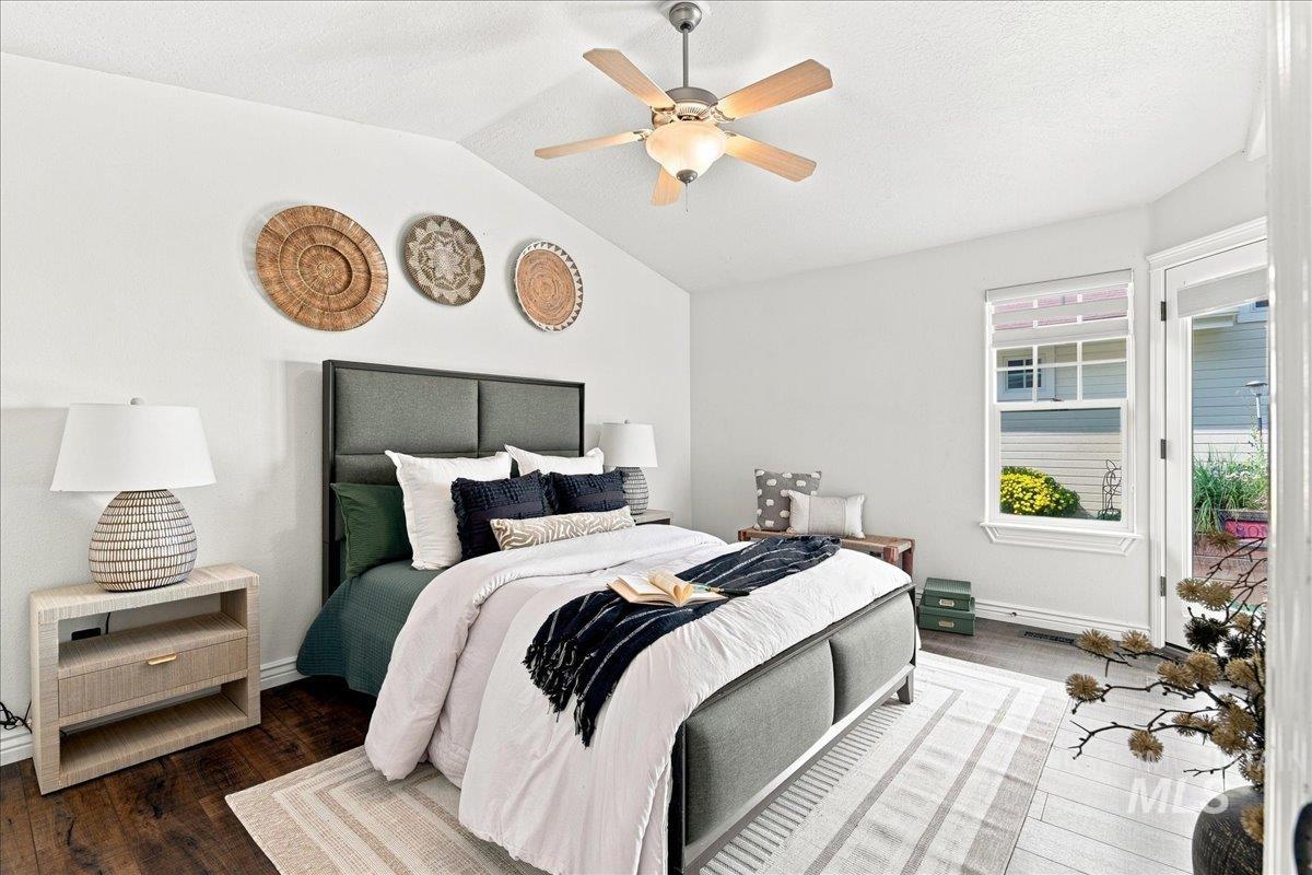 209 S Grandean Property Photo 12