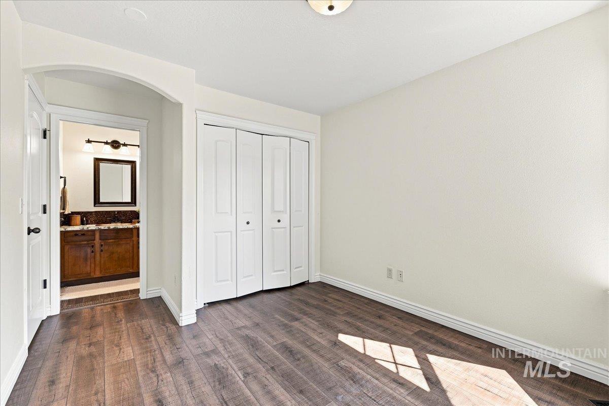 209 S Grandean Property Photo 20