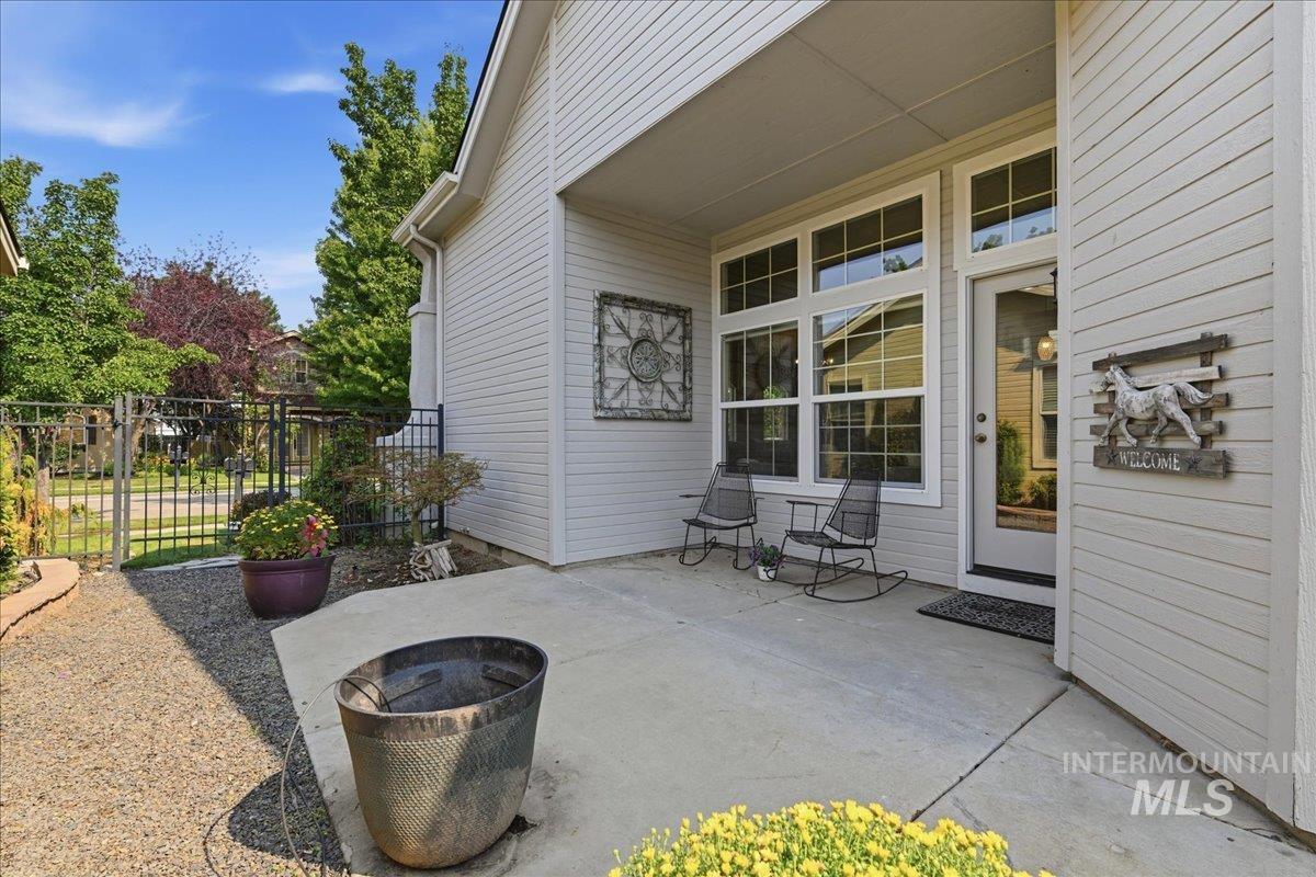 209 S Grandean Property Photo 23