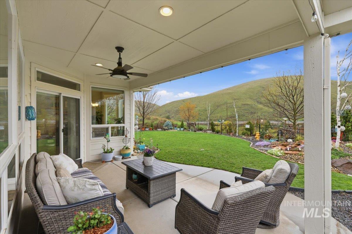 17747 N Vantage Property Photo 40