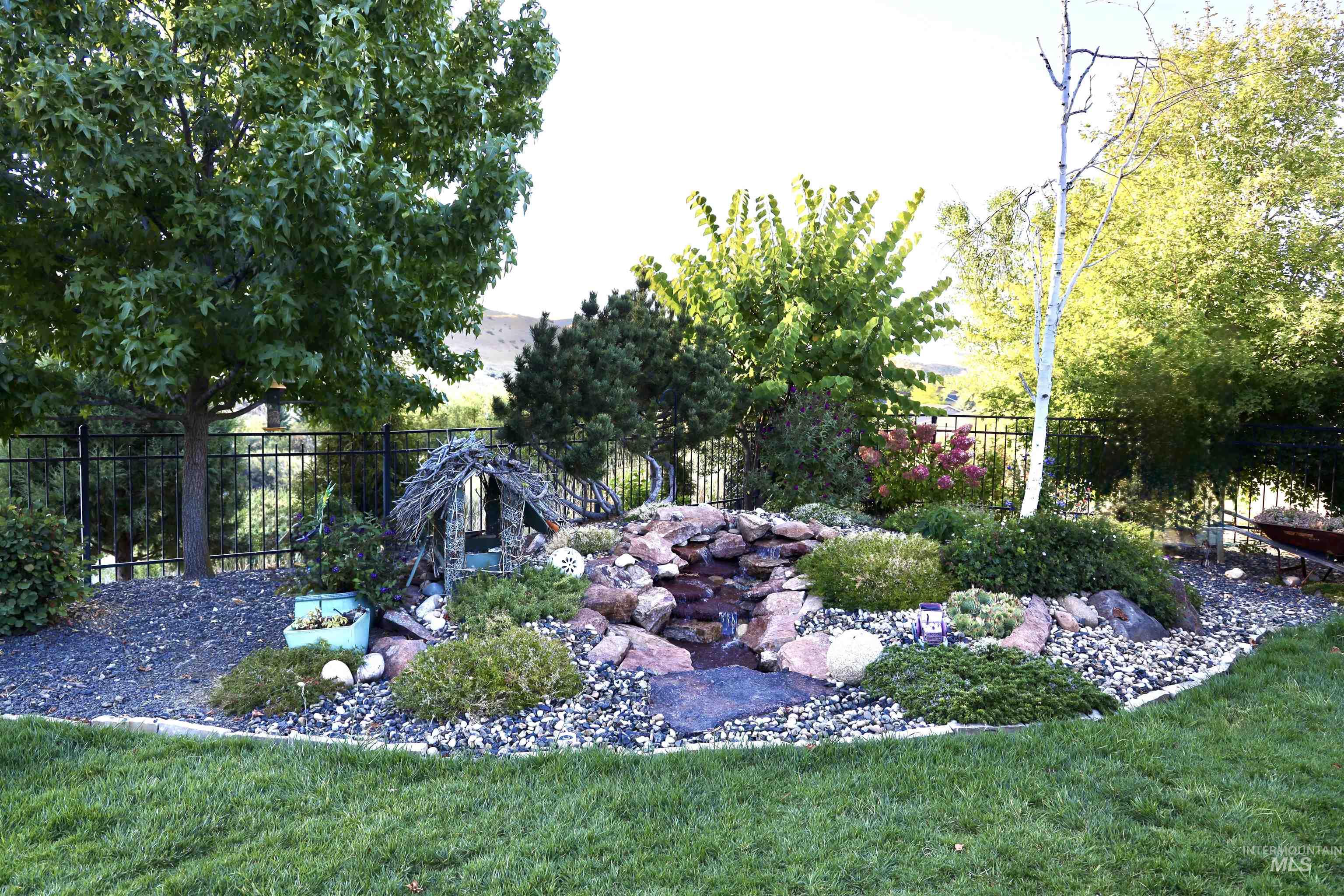 17747 N Vantage Property Photo 47