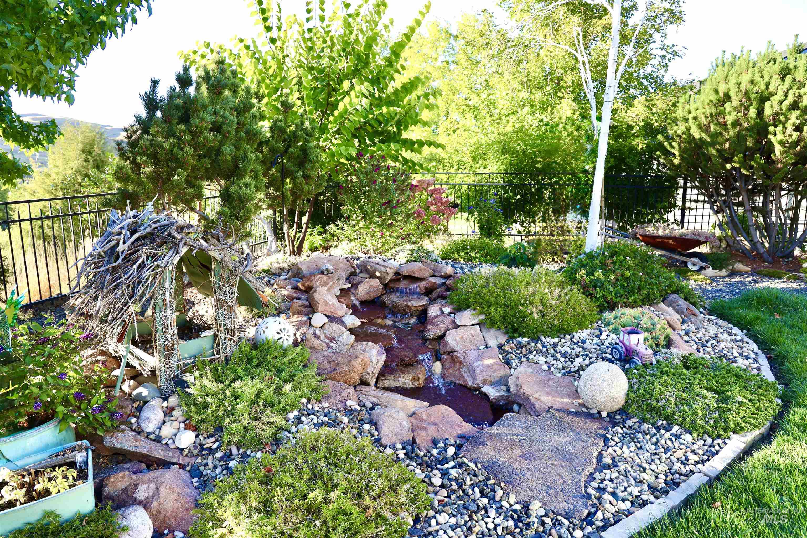 17747 N Vantage Property Photo 48