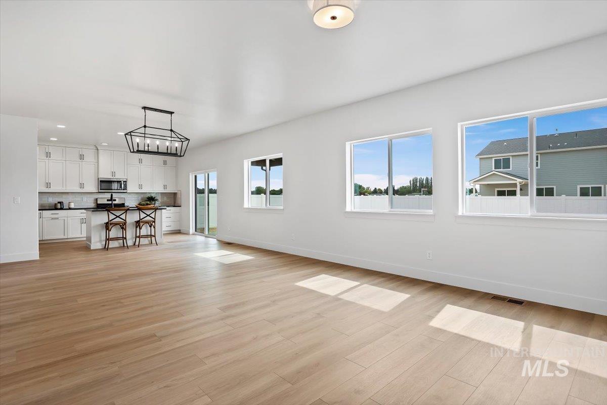 649 Will Lane Property Photo 8