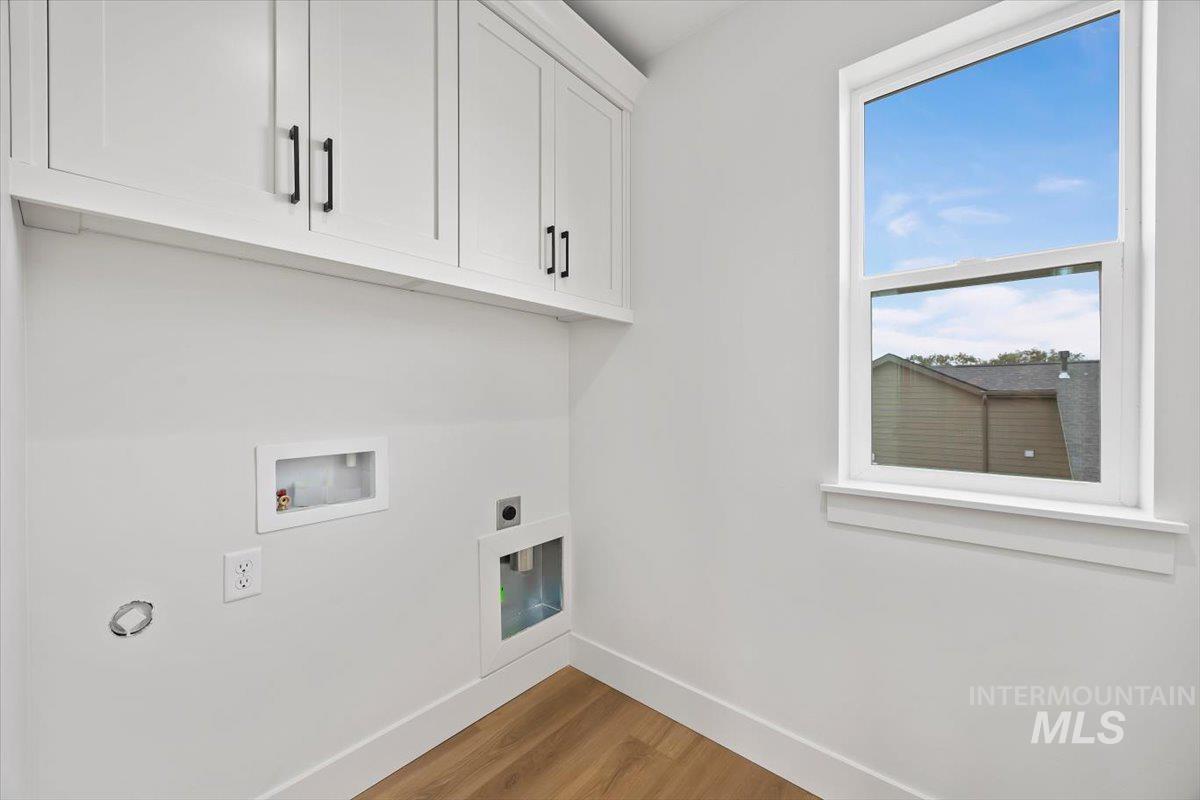 649 Will Lane Property Photo 9