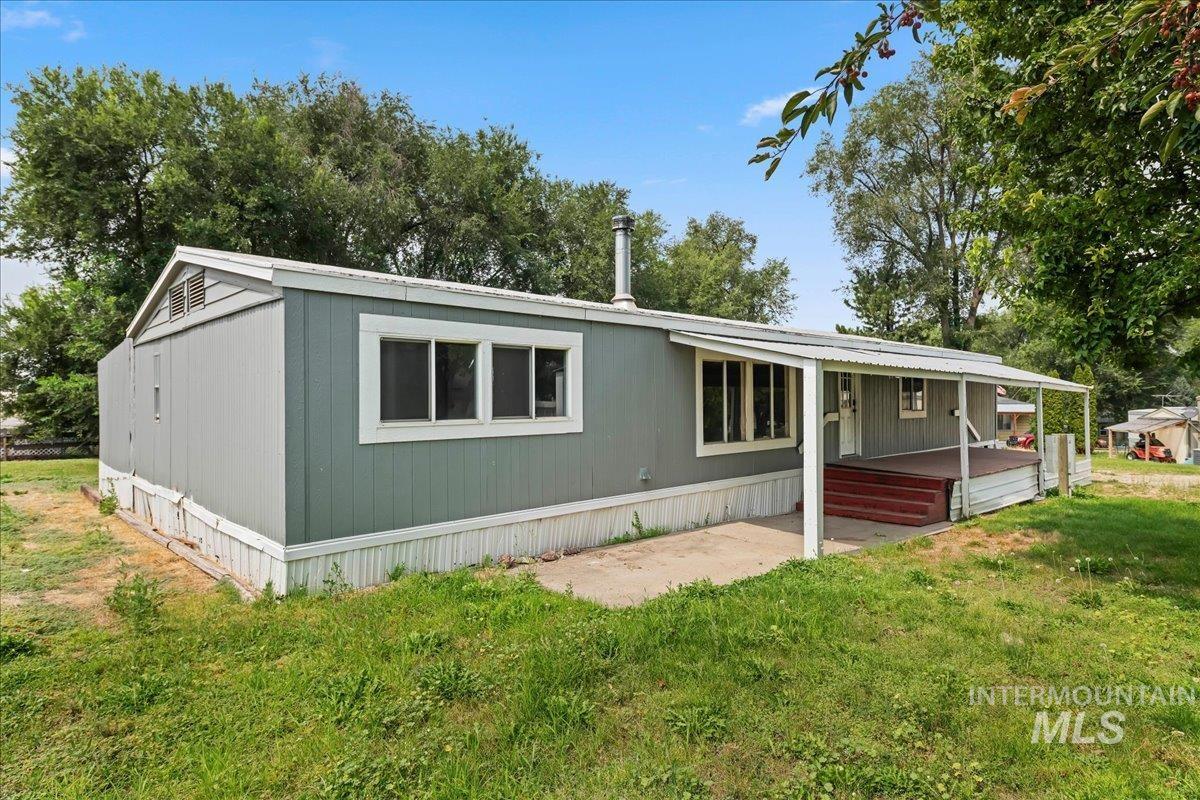 15881 Purple Sage Rd Property Photo 1