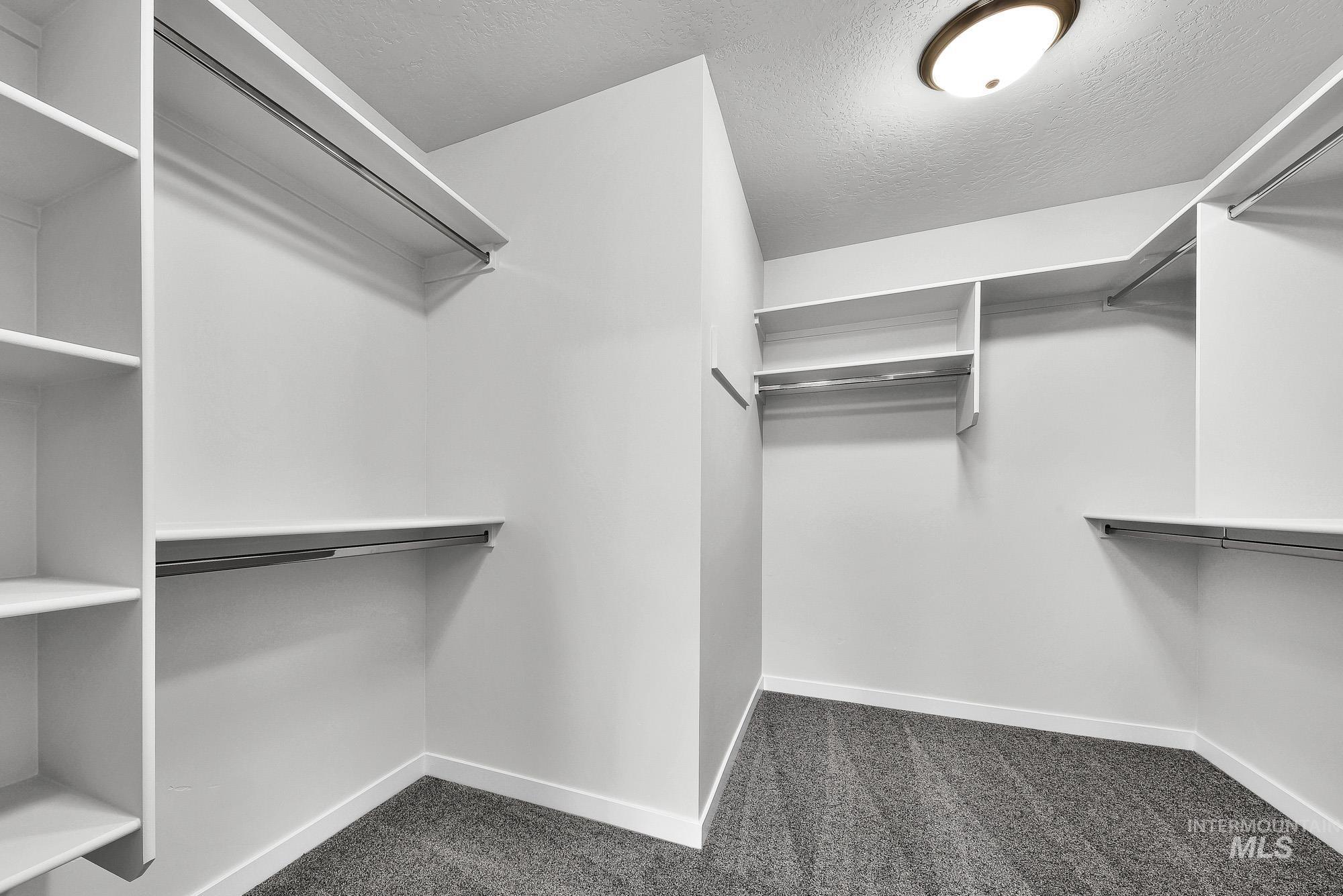 1321 W Jasper St Property Photo 14