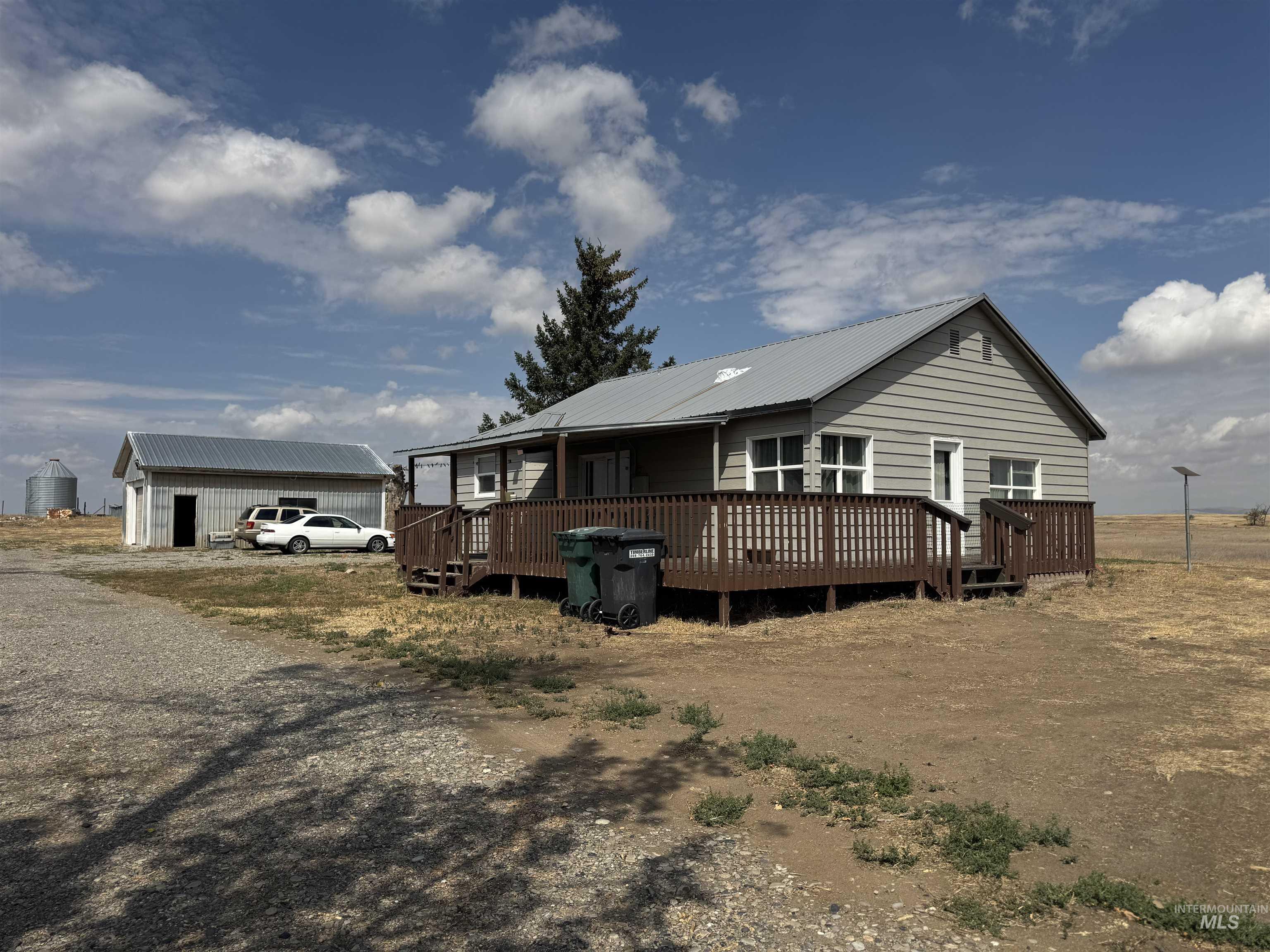 1329 N 1250 E Property Photo 1