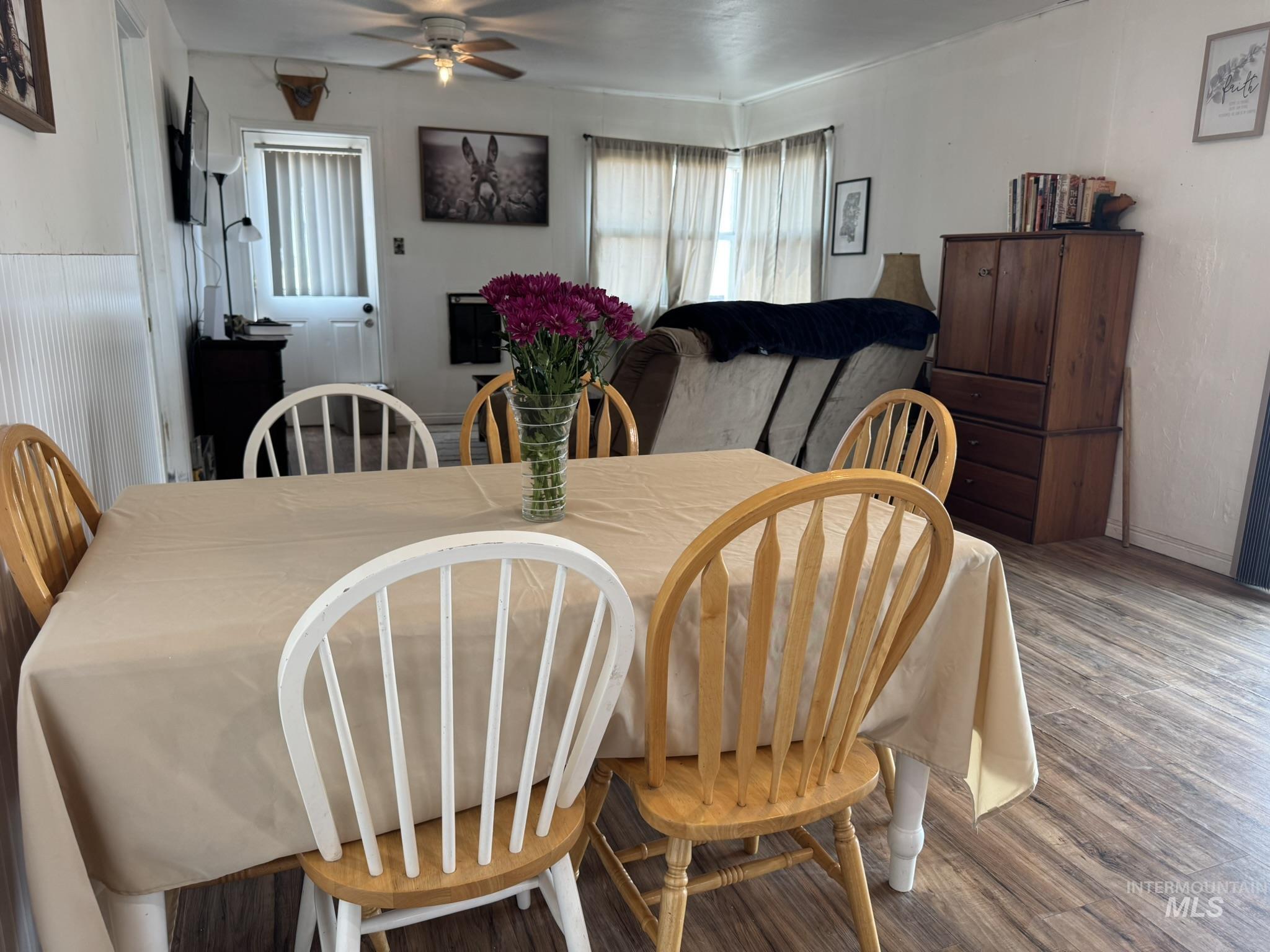 1329 N 1250 E Property Photo 2