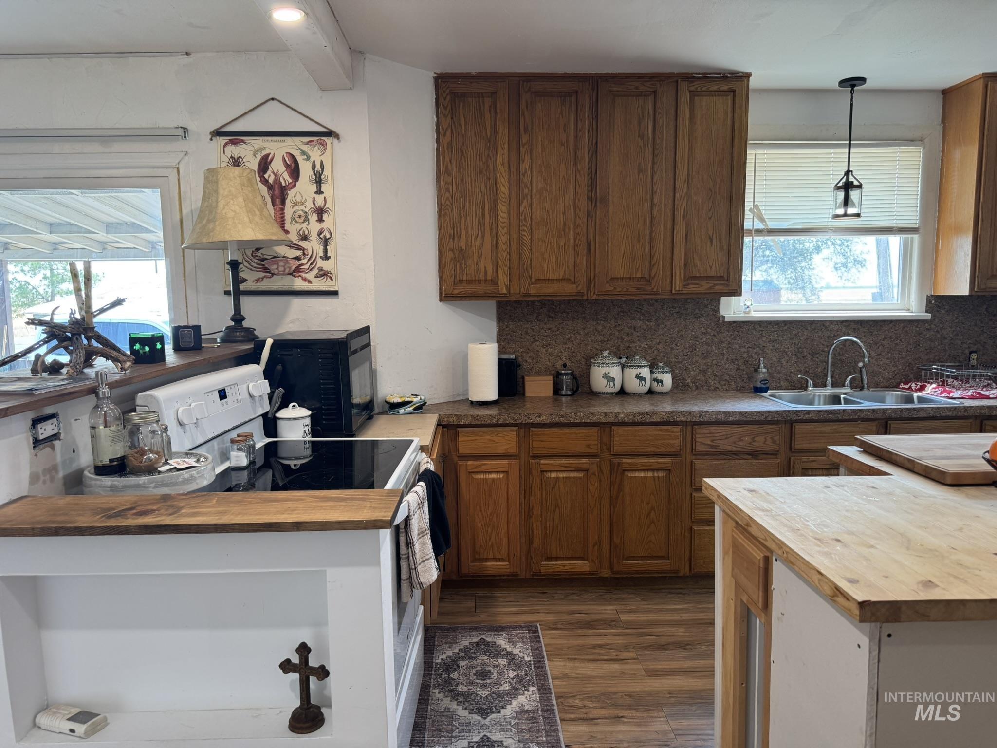 1329 N 1250 E Property Photo 11