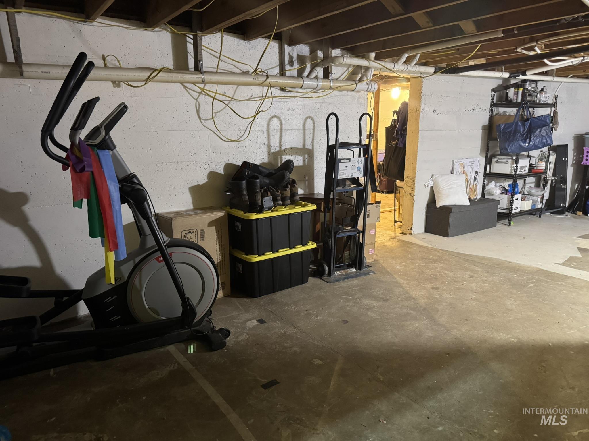 1329 N 1250 E Property Photo 19