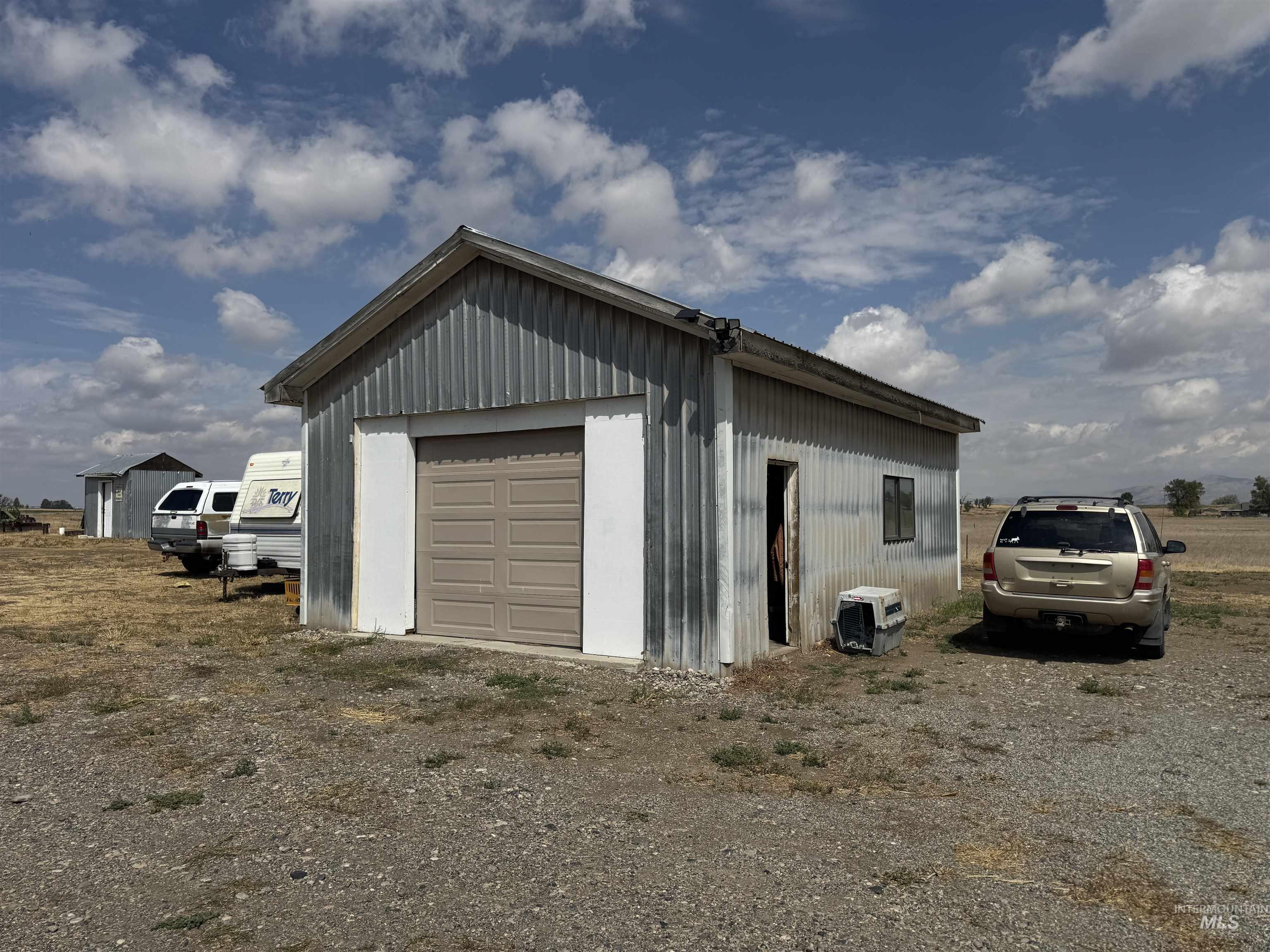 1329 N 1250 E Property Photo 30