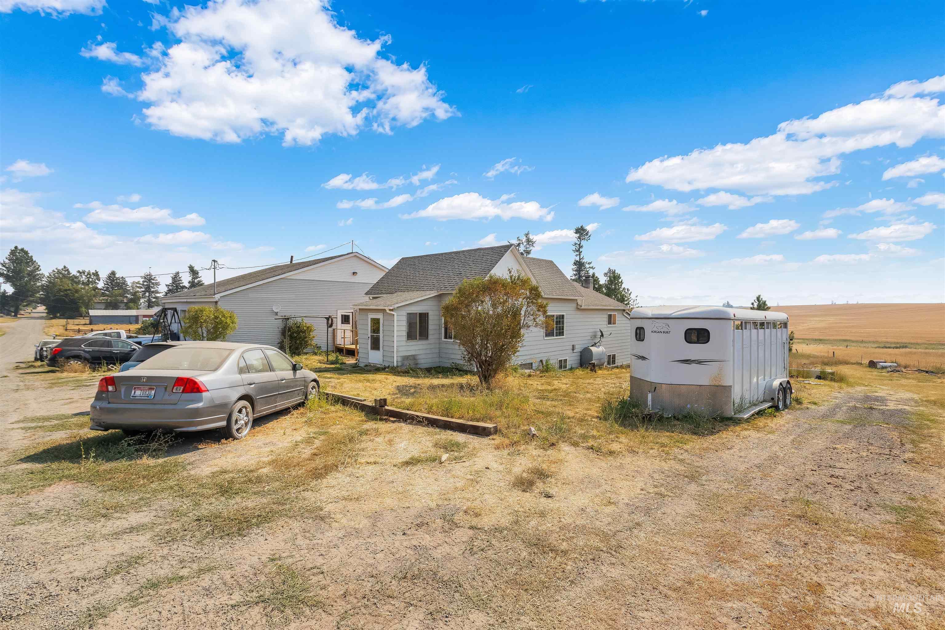 641 Croswell Ave Property Photo 19