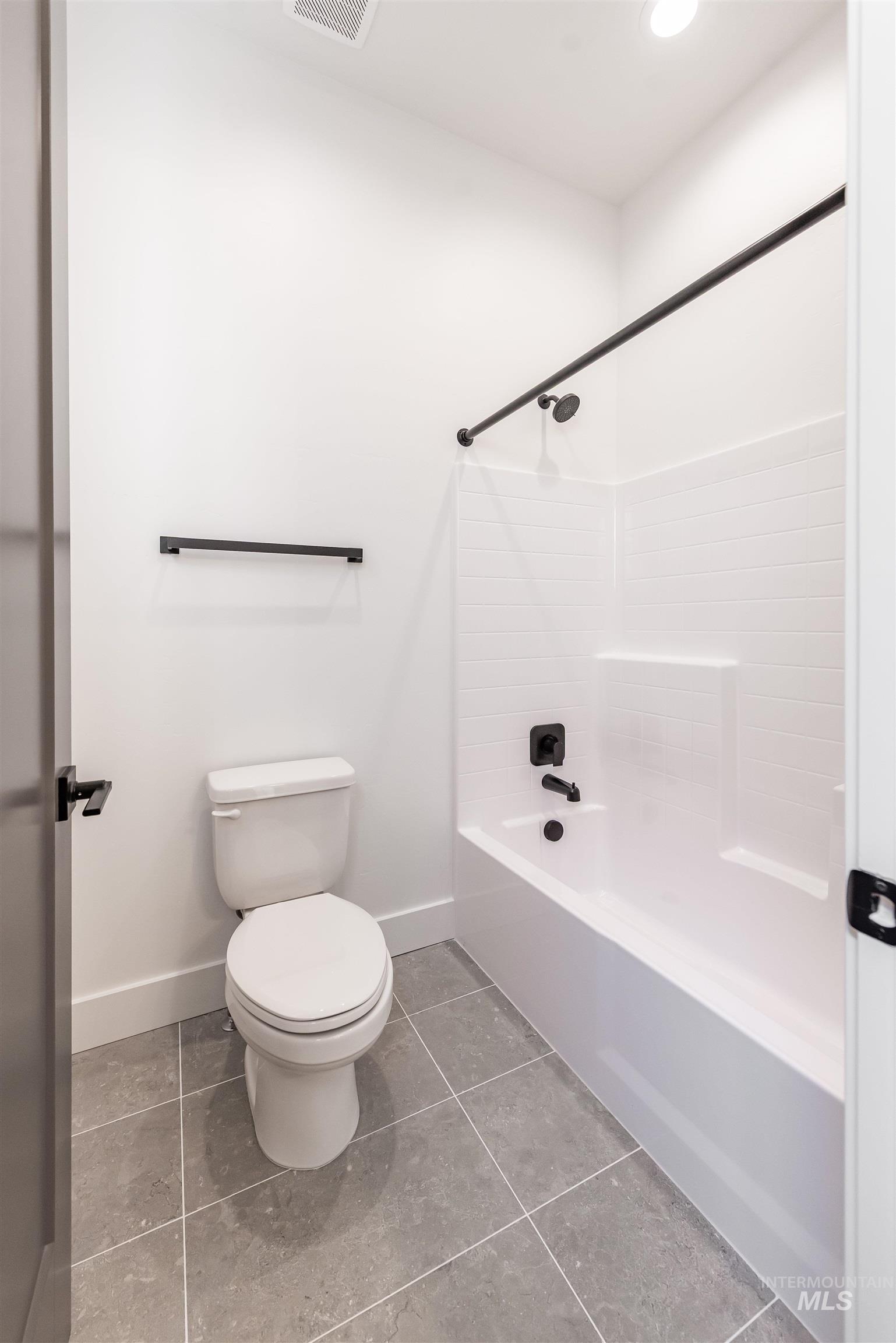 1524 E Rio Chico Ave. Property Photo 32