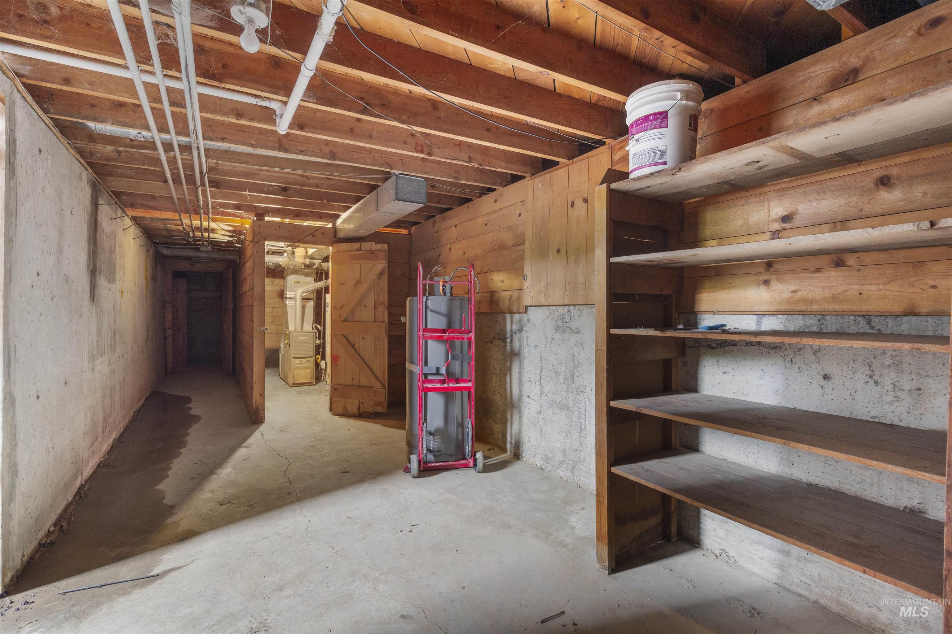 1334 Elmwood Circle Property Photo 35