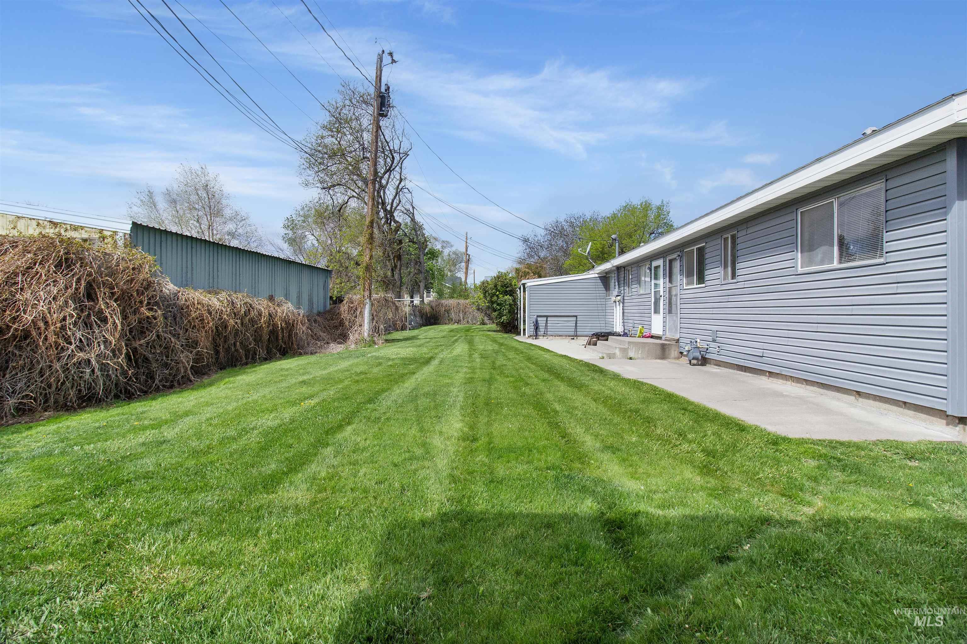 1334 Elmwood Circle Property Photo 40